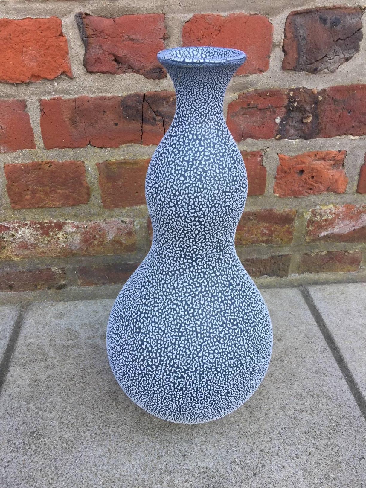 High Ceramic Vase, circa 1950-1960 In Excellent Condition For Sale In Saint-Ouen, FR