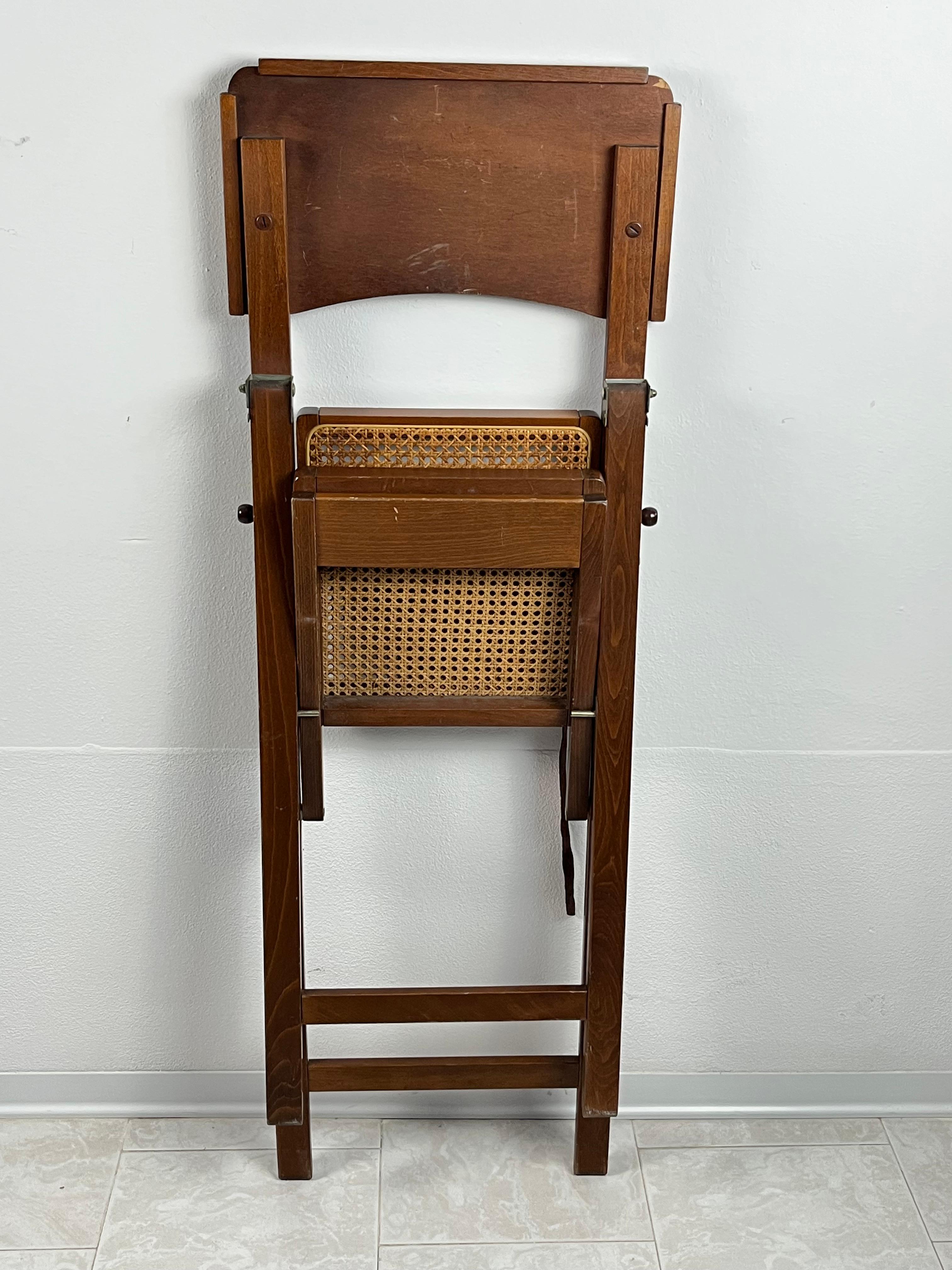 High chair for baby food, Italy, 1960s
Bought by my grandparents, it was used by my father when he was a child. It is in excellent condition. Beech wood and fennel. It has a leather safety belt with a metal buckle. It is foldable, as can be seen