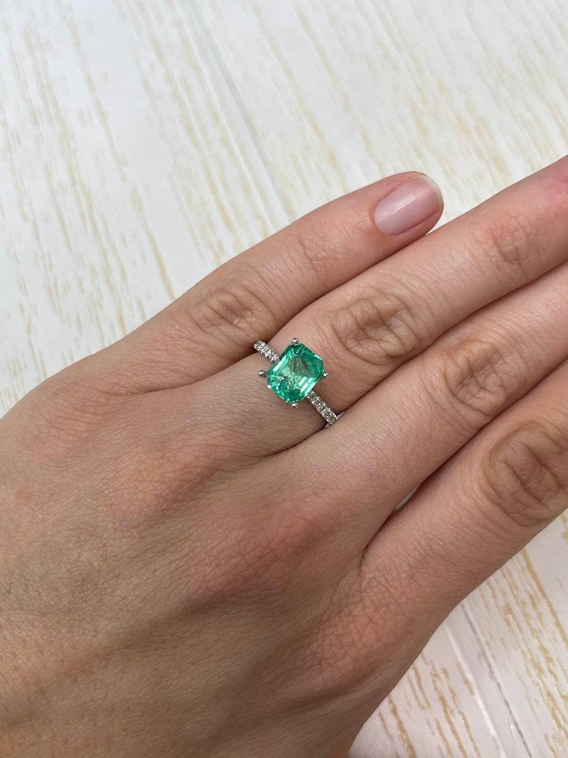 High Clarity 2.14 Carat Yellowish Green Muzo Emerald Cut Colombian Gem - May For Sale 3