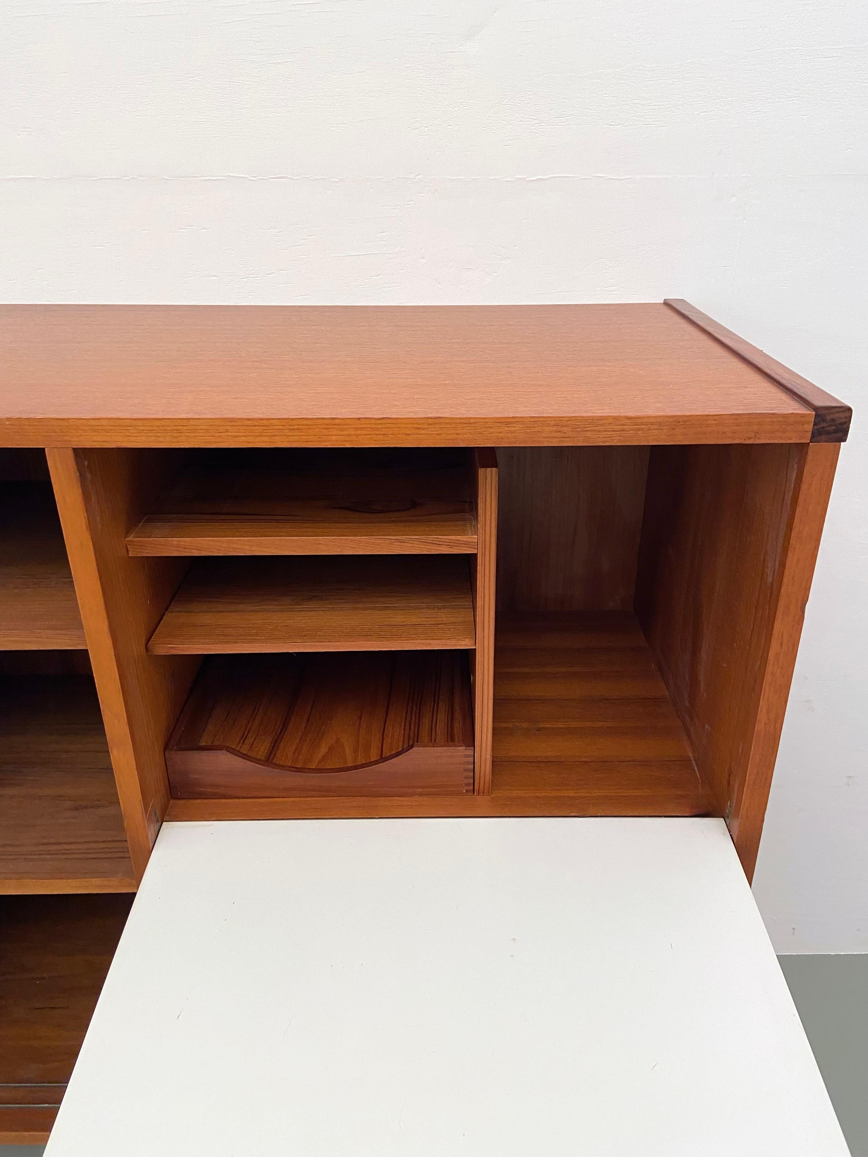 Mid-20th Century High Credenza by Pierro Ranzani for Elam in Laminate, Teak and Metal, 1962 For Sale