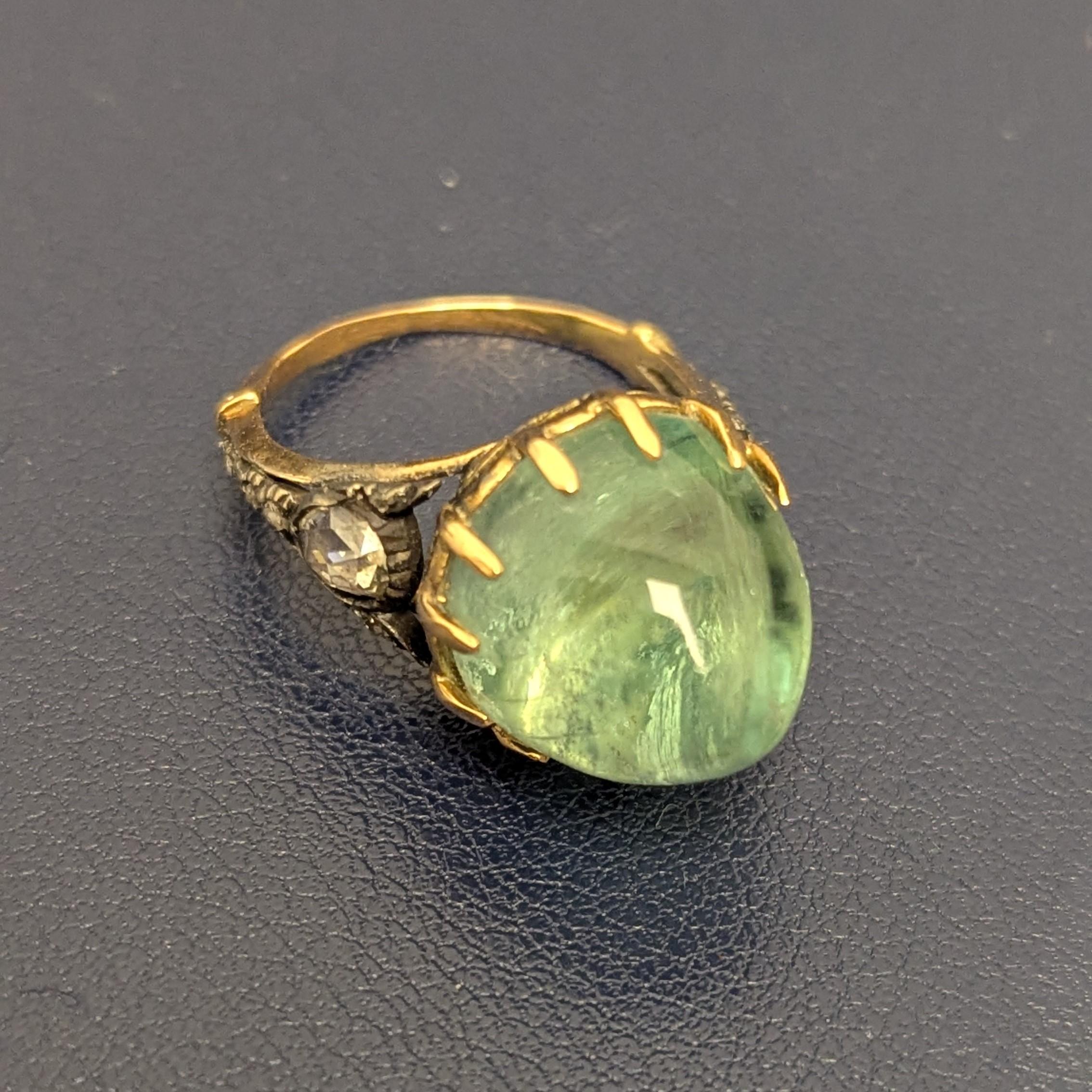 High Dome Cabochon Emerald Diamond 14K Yellow Gold Silver Cocktail Ring In condizioni buone in vendita a New York, NY