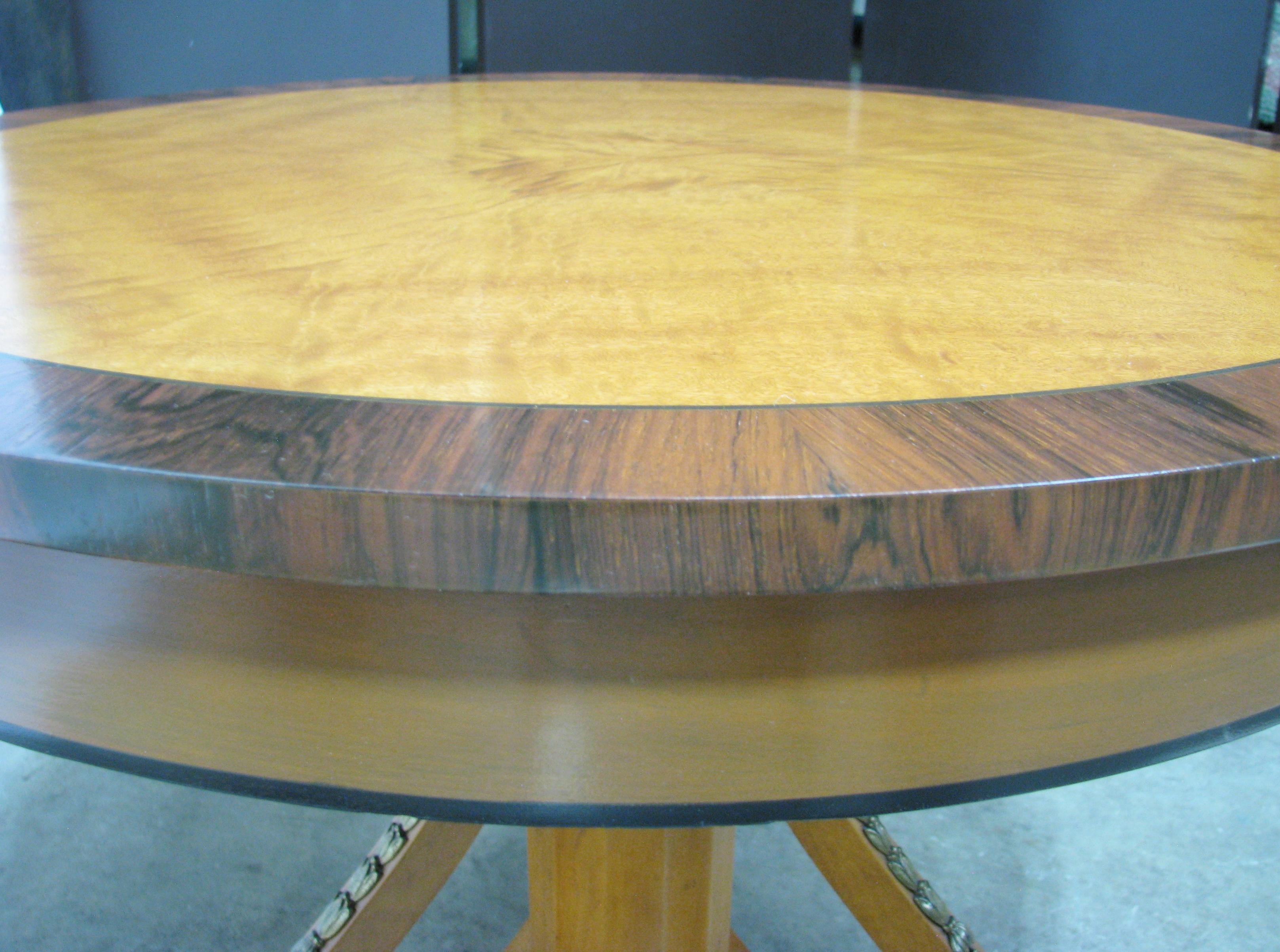 American High-End Custom Empire/Biedermeier Pedestal Table; Richard Plumer Interiors For Sale