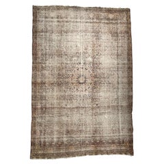 Hochwertiger Antik-Teppich im Used-Look
