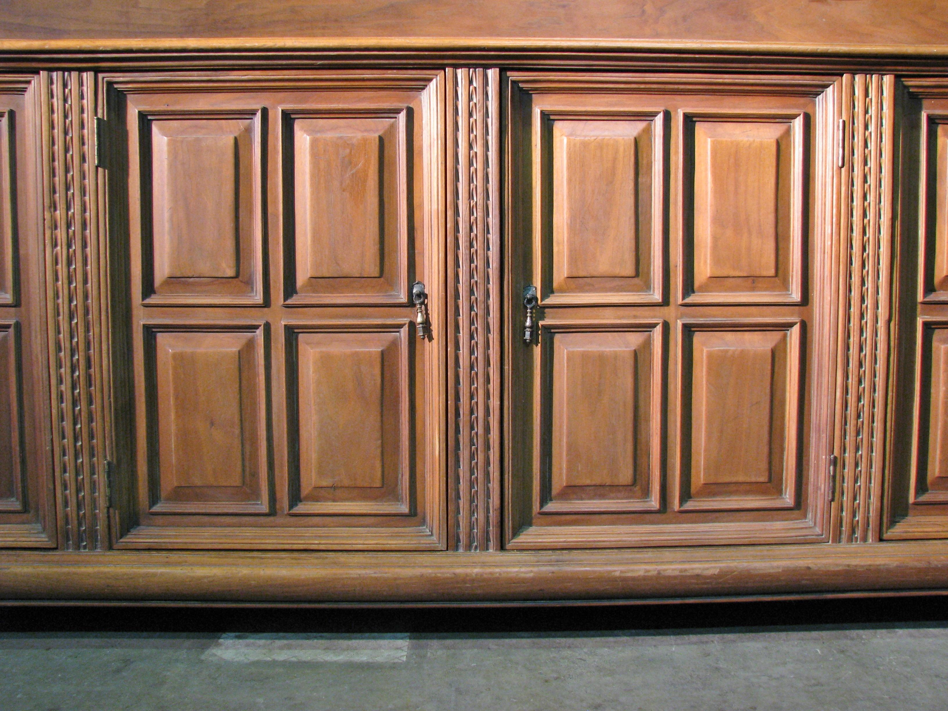 Mid-20th Century High End Italian Renaissance Style Walnut Cabinet & Shelves by Joseph Milbeck For Sale