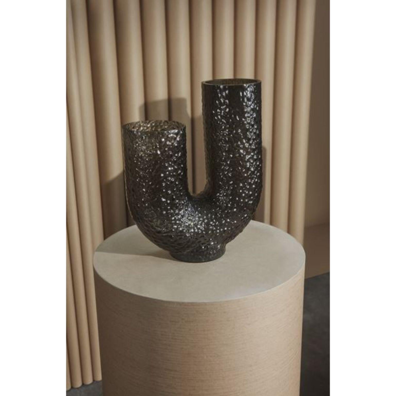 Vase contemporain haut en verre Neuf - En vente à Geneve, CH