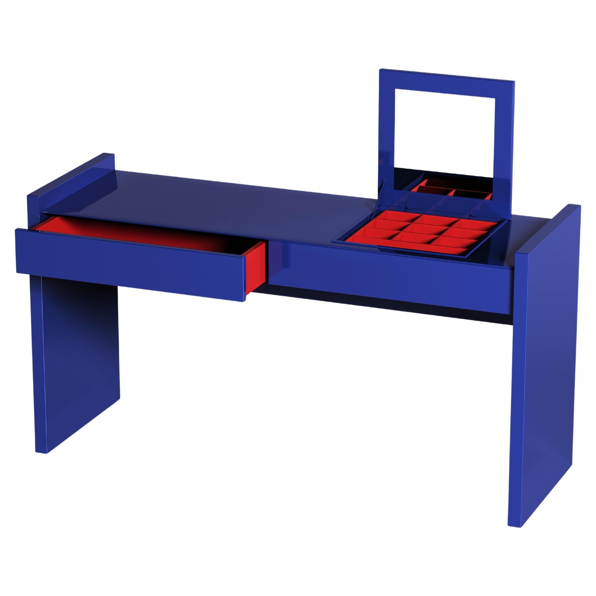 Tavolino da toilette laccato blu elettrico lucido con accenti rosso opaco