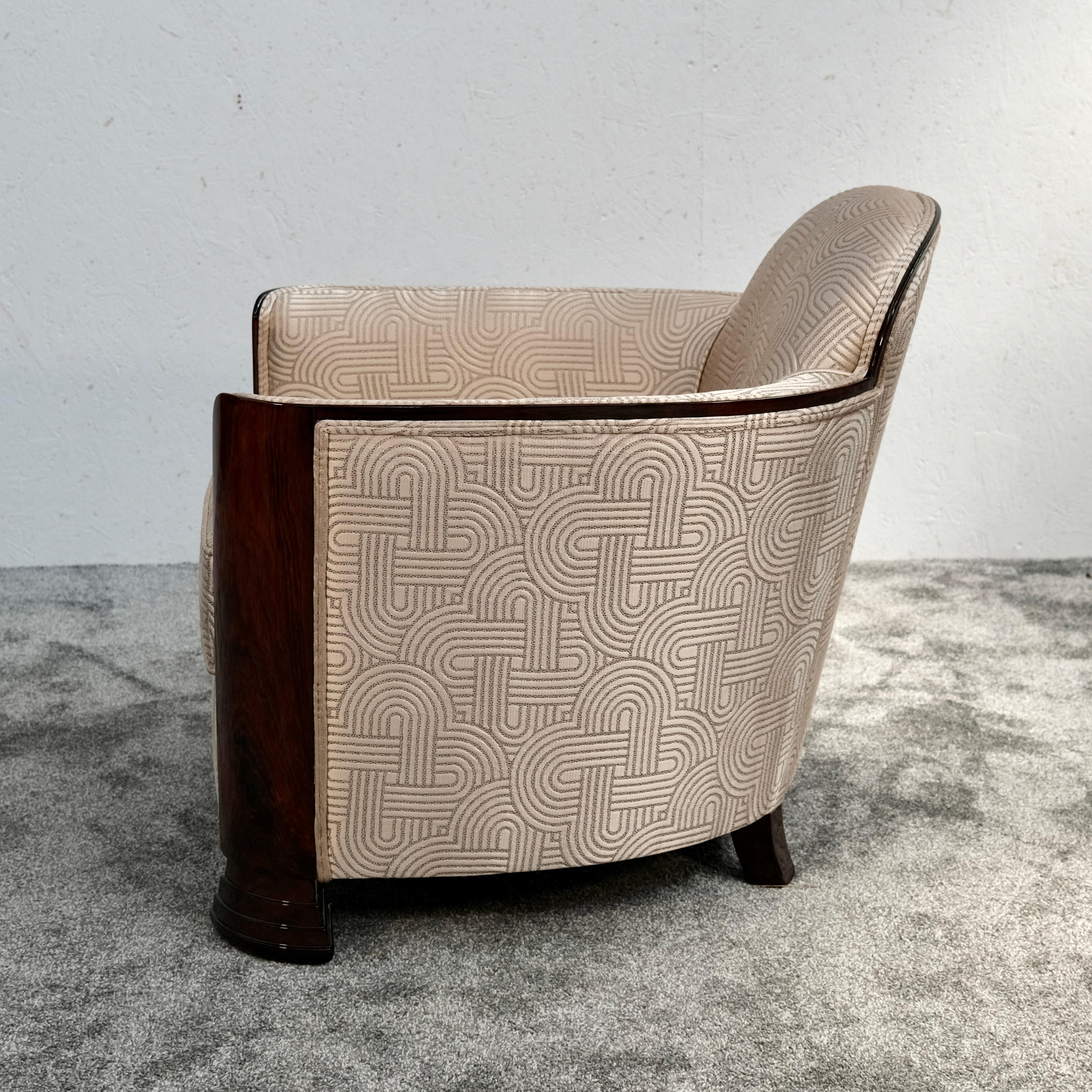 Silla Club Art Decó Francesa de Alto Brillo en Dorado y Marrón, Años 30 Lacado en venta