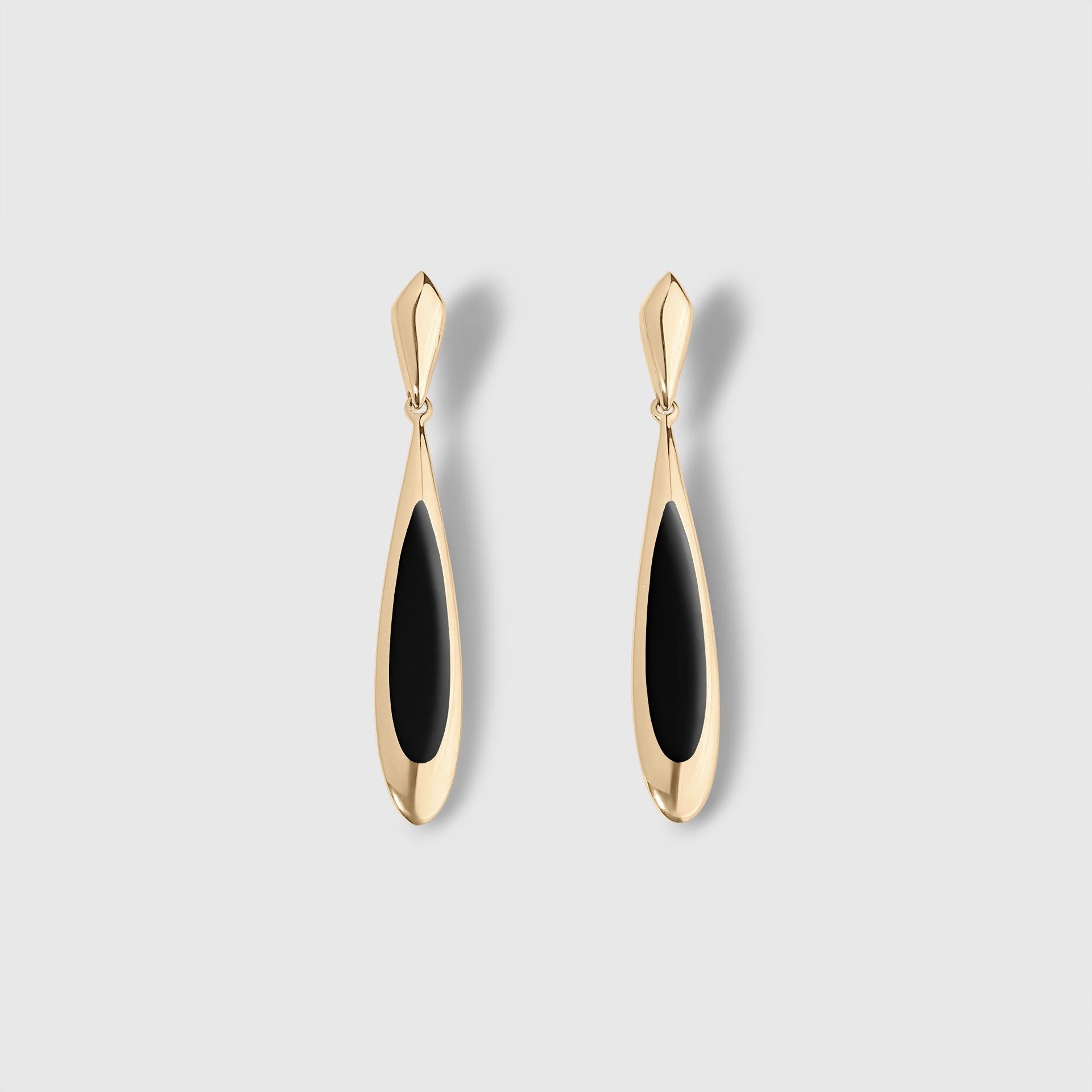Long Tear-Drop Earrings with Black Onyx, 14kt Yellow Gold, 1 1/2 Inches in length

All designs may be custom-ordered in many of Kabana’s stones, including: sleeping beauty turquoise, turquoise, four-star opal, five-star-high-grade opal, black onyx,