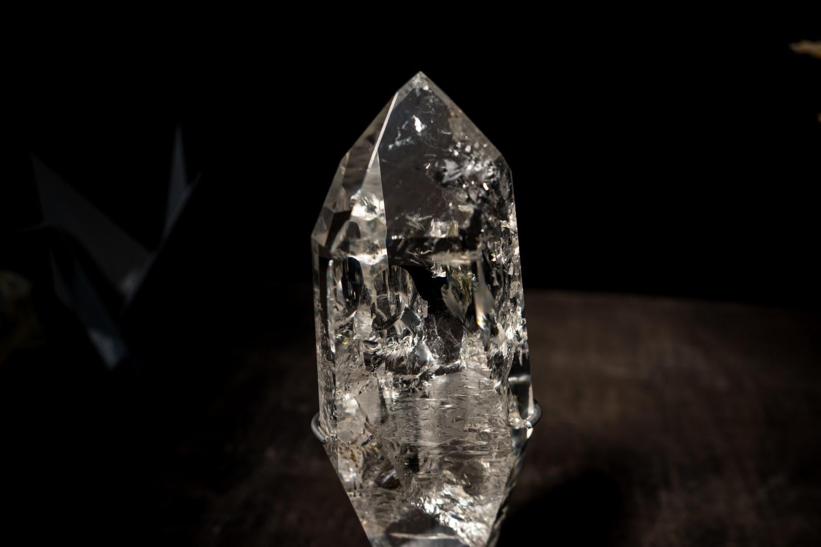 Verdadera Punta de Cuarzo Lemuriano de Diamantina con Claridad Óptica, Obelisco de Cristal en venta 9