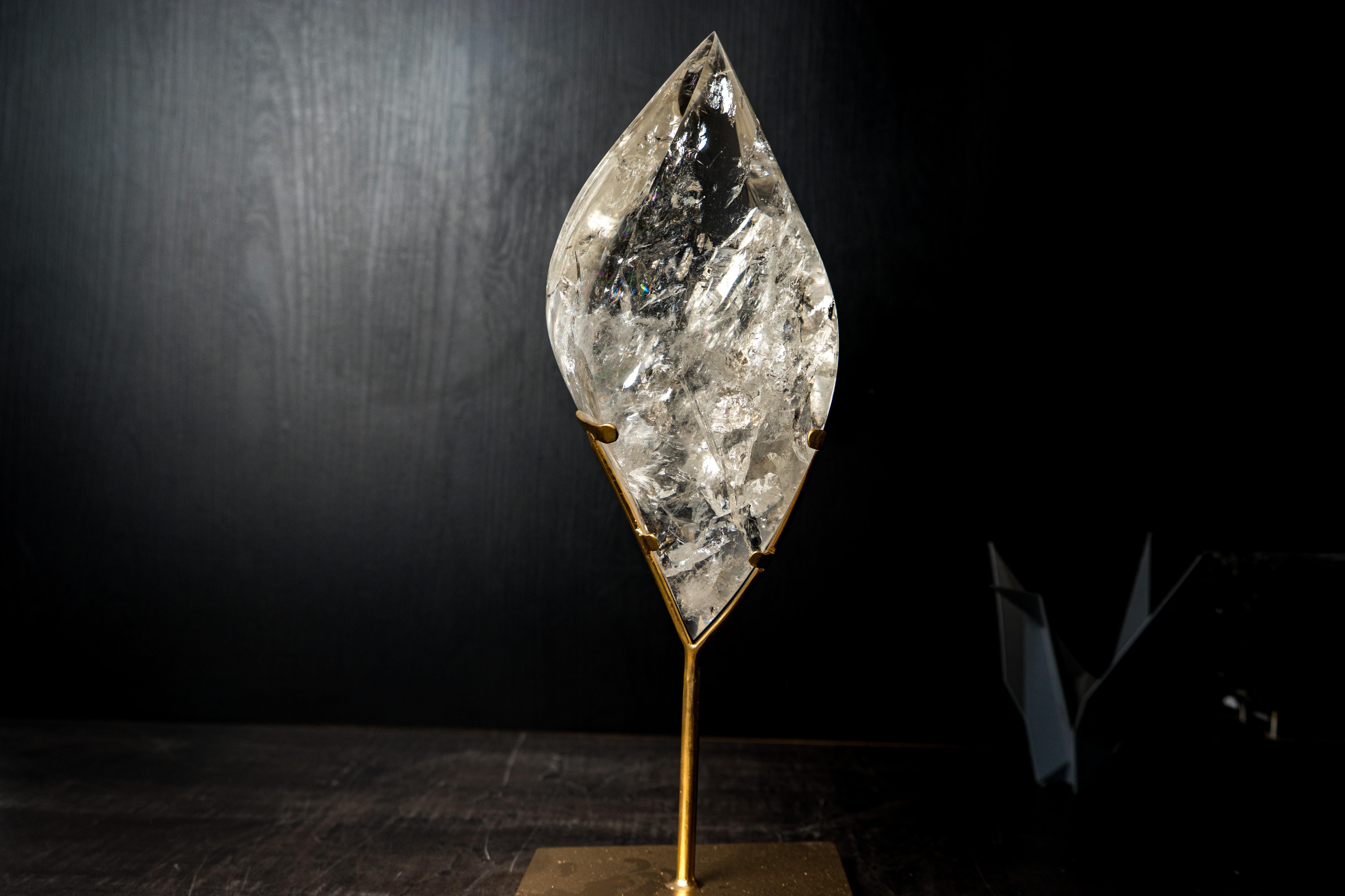 High-Grade Water-Clear Quartz Flame Sculpture in vendita 4