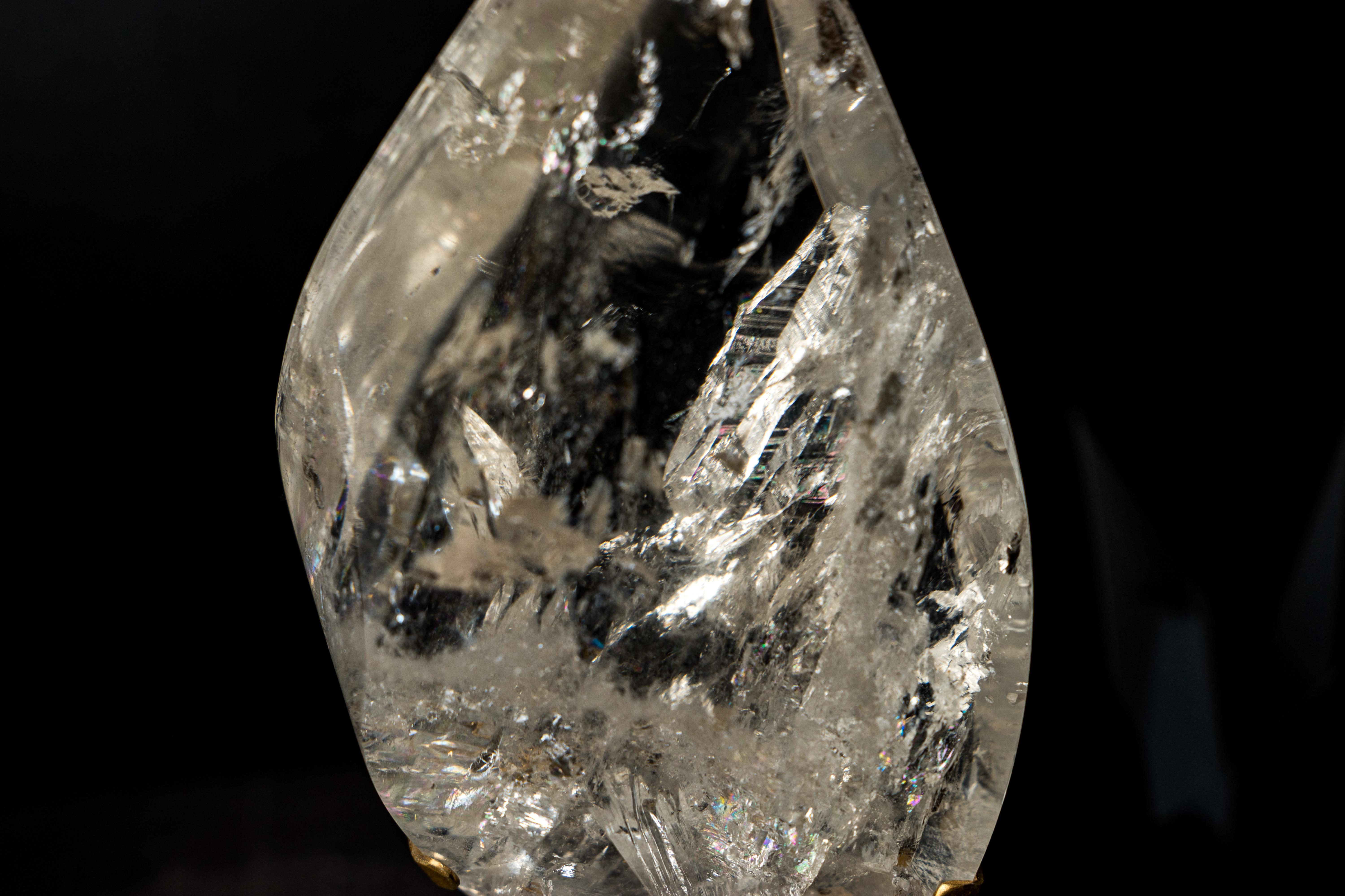 Brasiliano High-Grade Water-Clear Quartz Flame Sculpture in vendita