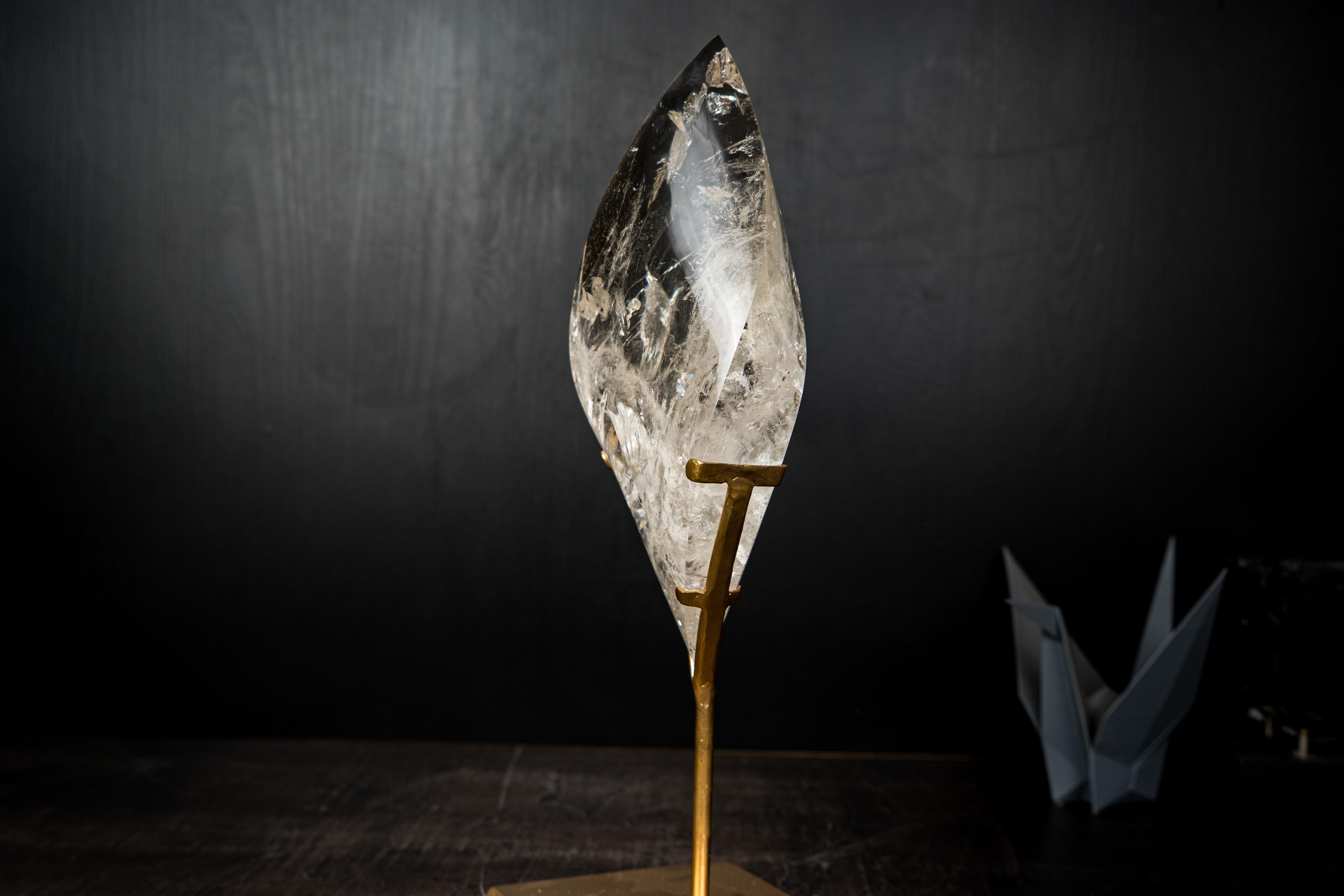 High-Grade Water-Clear Quartz Flame Sculpture in vendita 1
