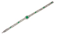 High Quality Platinum Art Deco Bracelet with 140 Diamonds and Natural Emeralds
