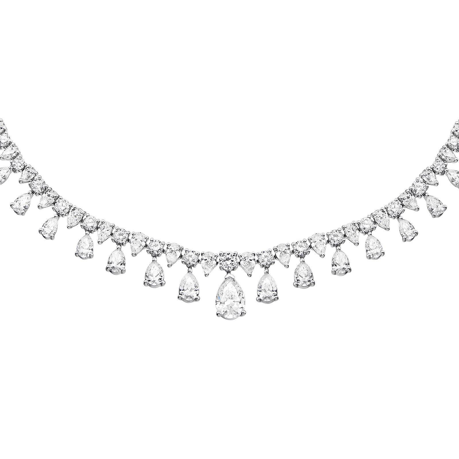 Schmuckhalskette 24,71 Karat birnenförmige Diamanten 34,30 Karat Gr. 18K Weißgold (Art déco) im Angebot