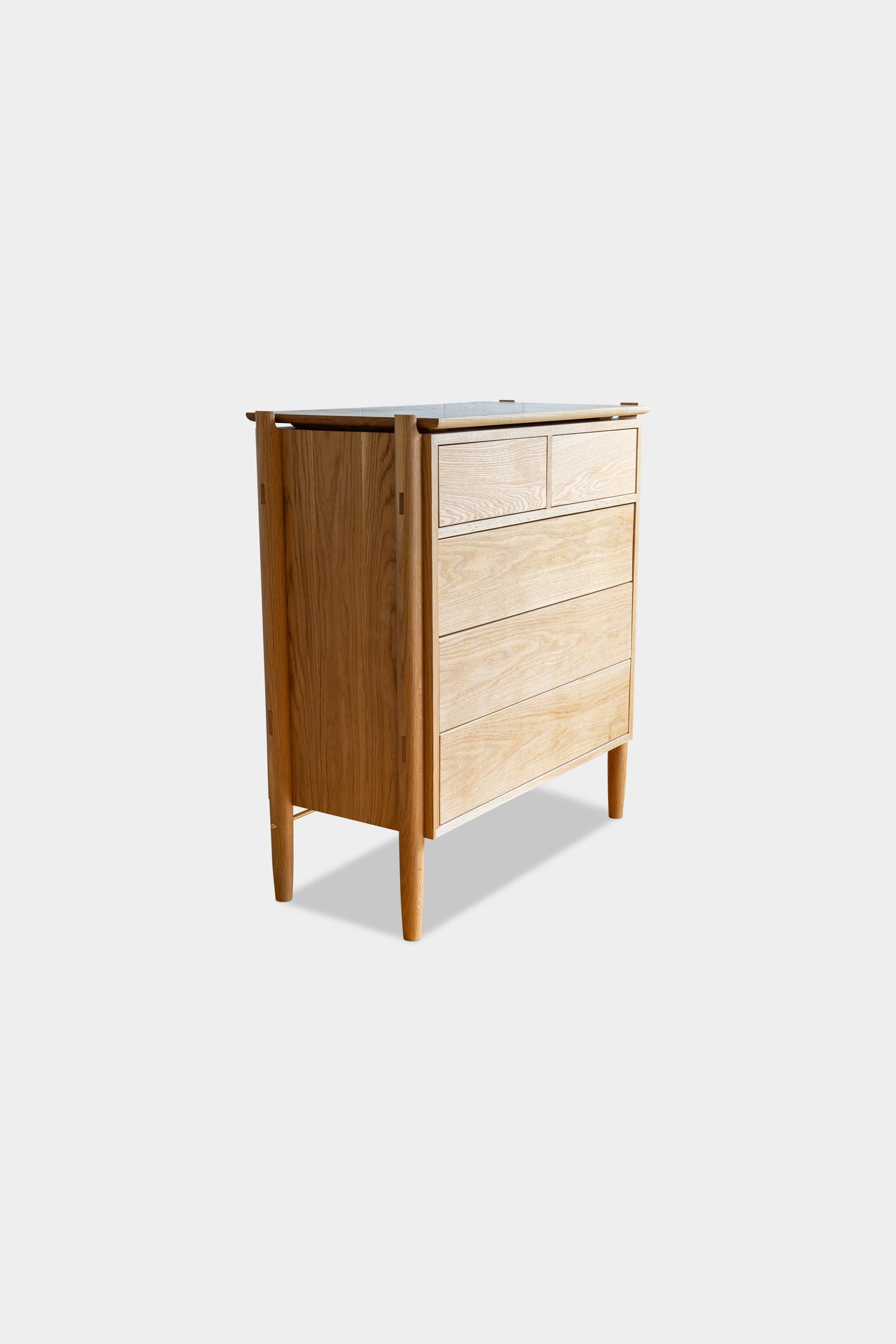 Mid-Century Modern High KABOT Sideboard in Oak with 5 Drawers For Sale