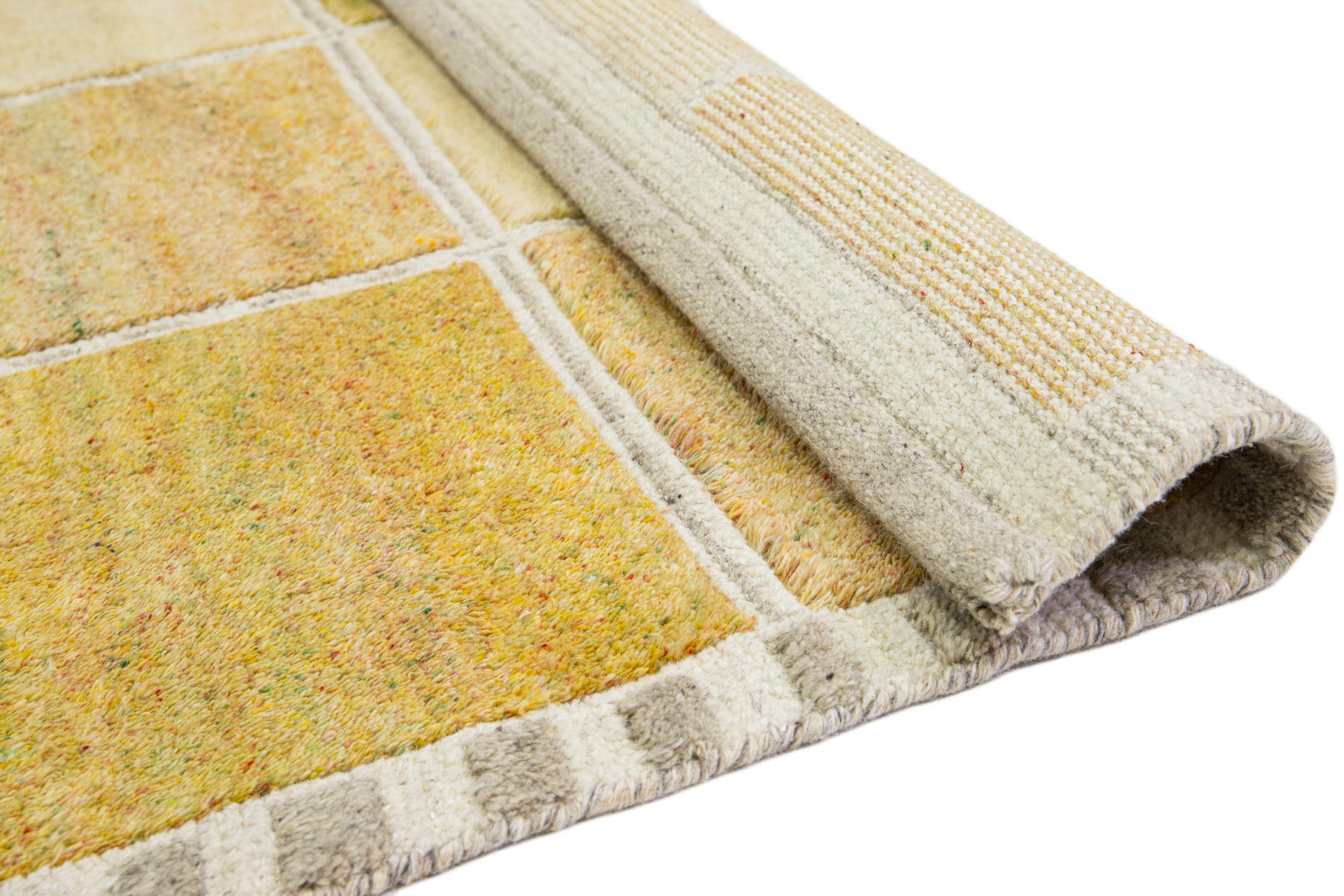 Indian  High-low Contemporary Scandinavian Style Wool Rug In Yellow and Beige Tones For Sale