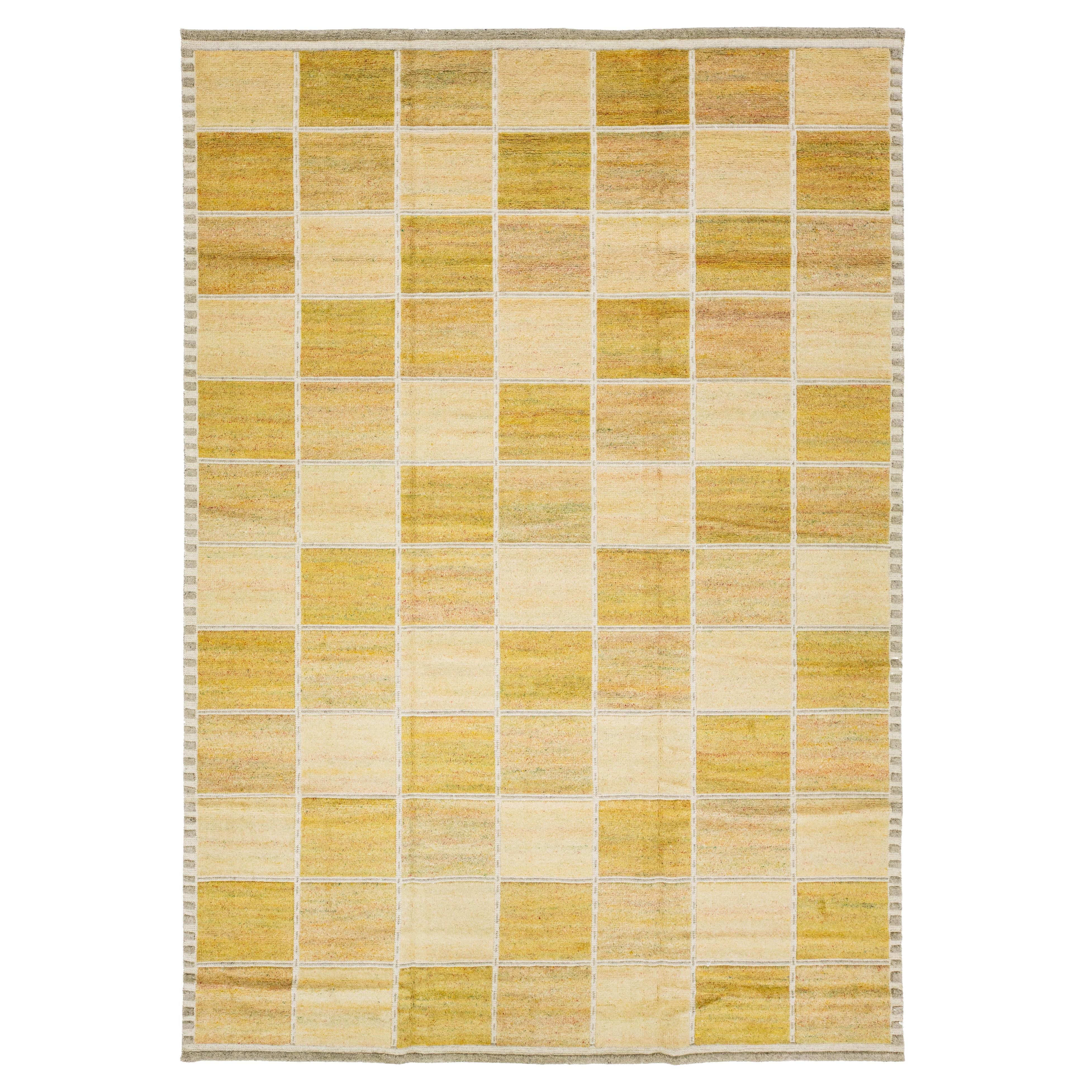 High-low Contemporary Scandinavian Style Wool Rug In Yellow and Beige Tones For Sale