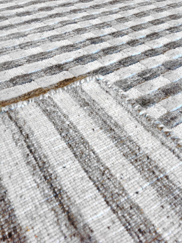 High Low Gray Indian Wool Area Rug For Sale at 1stDibs