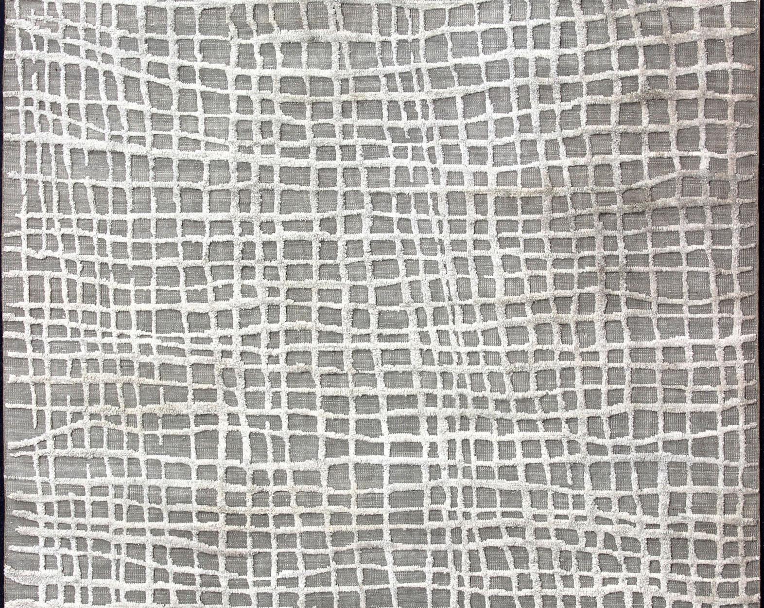 Alfombra Grande Moderna de Textura Alta y Baja en Diseño Minimalista con Gris Topo y Blanco Moderno en venta