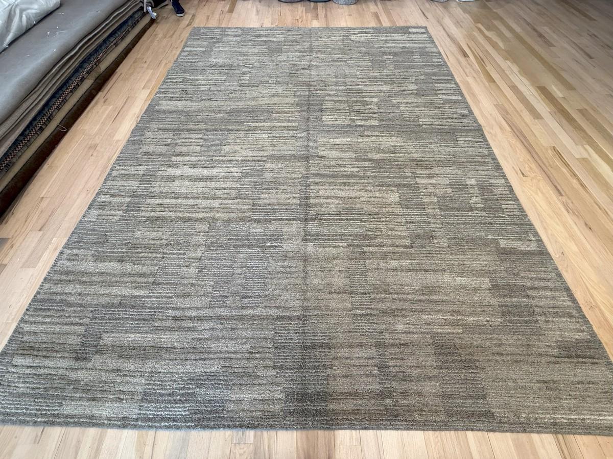 High Low Transitional Design-Teppich im Übergangsdesign (21. Jahrhundert und zeitgenössisch) im Angebot