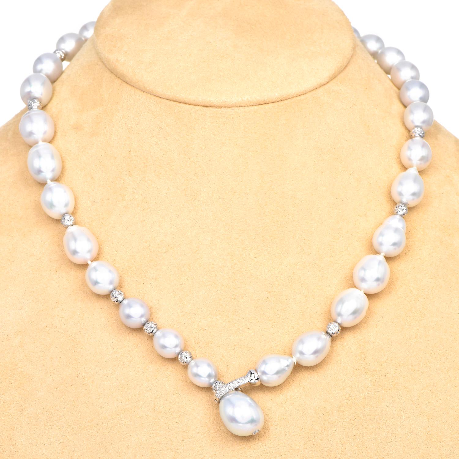 Modern High Luster Baroque Southsea Pearl 18K Gold Necklace