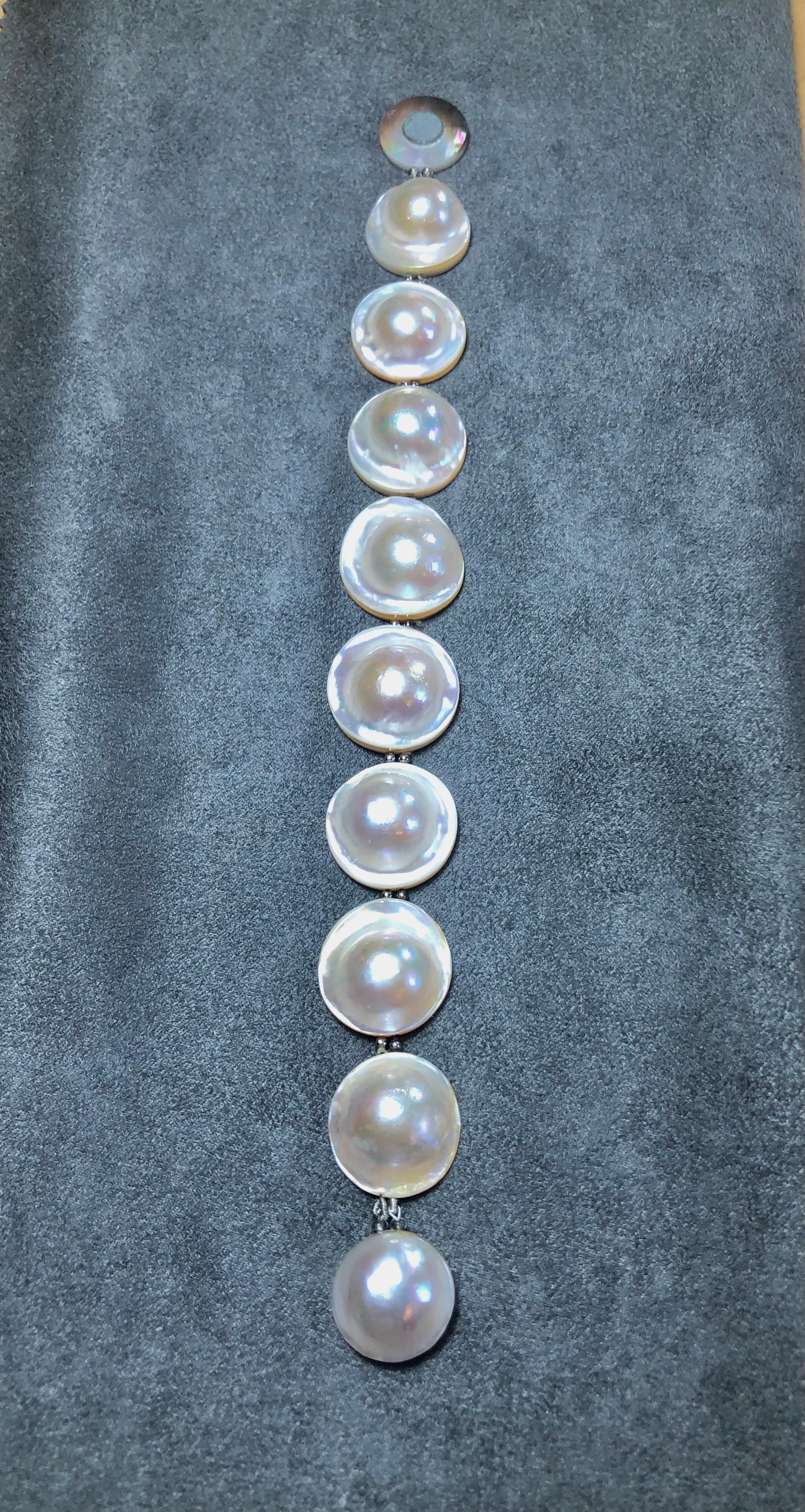 Bracelet de perles de Mabe rondes, blanches et crème, très brillantes et naturelles en vente 3