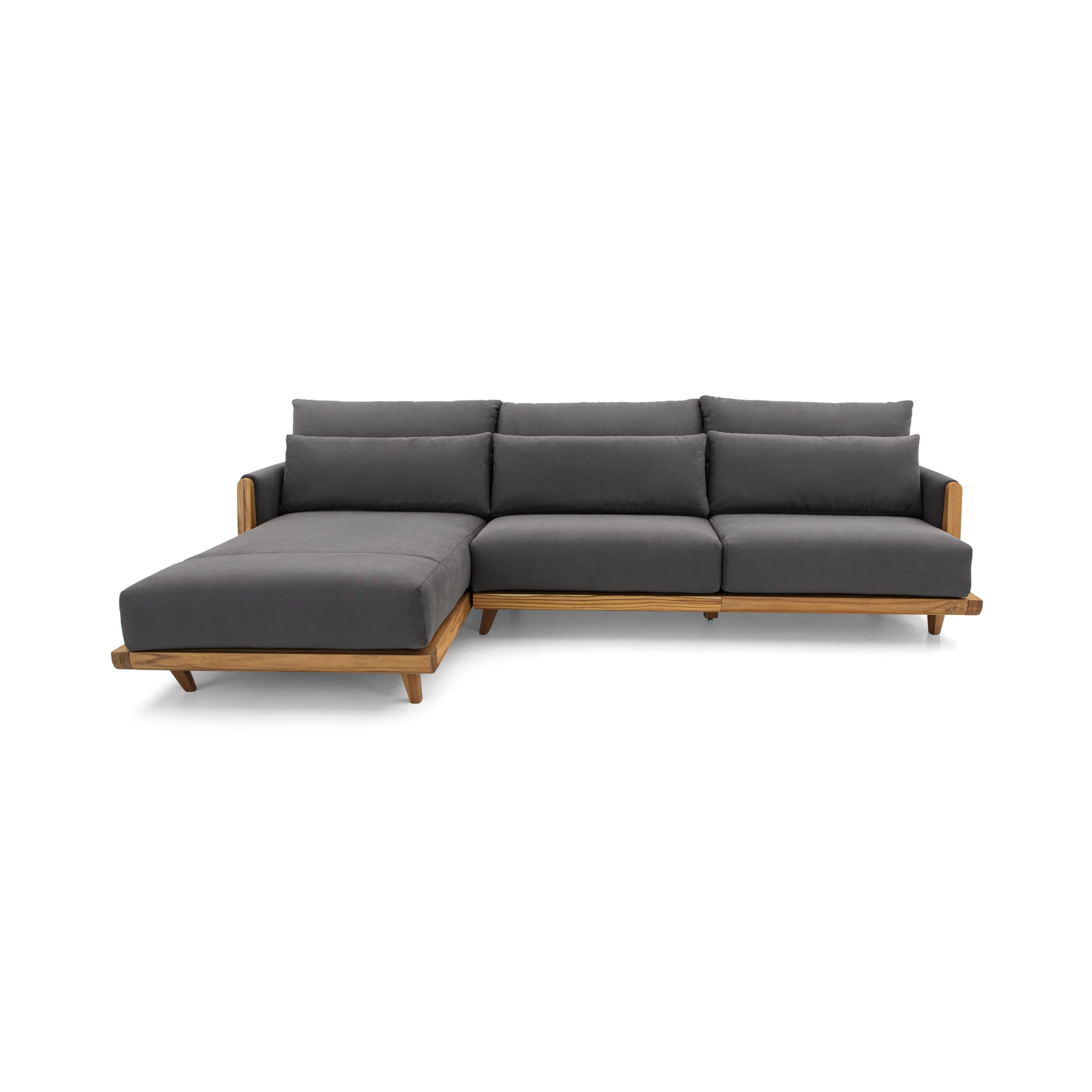 Das einarmige Sofa High besticht durch seinen Rahmen aus massivem Teakholz in Kombination mit einem wunderschönen grauen Stoff. Dieses schöne Sofa ist eine Kombination aus einer modularen Liege und einem Sessel. Dieser Sessel verfügt über ein