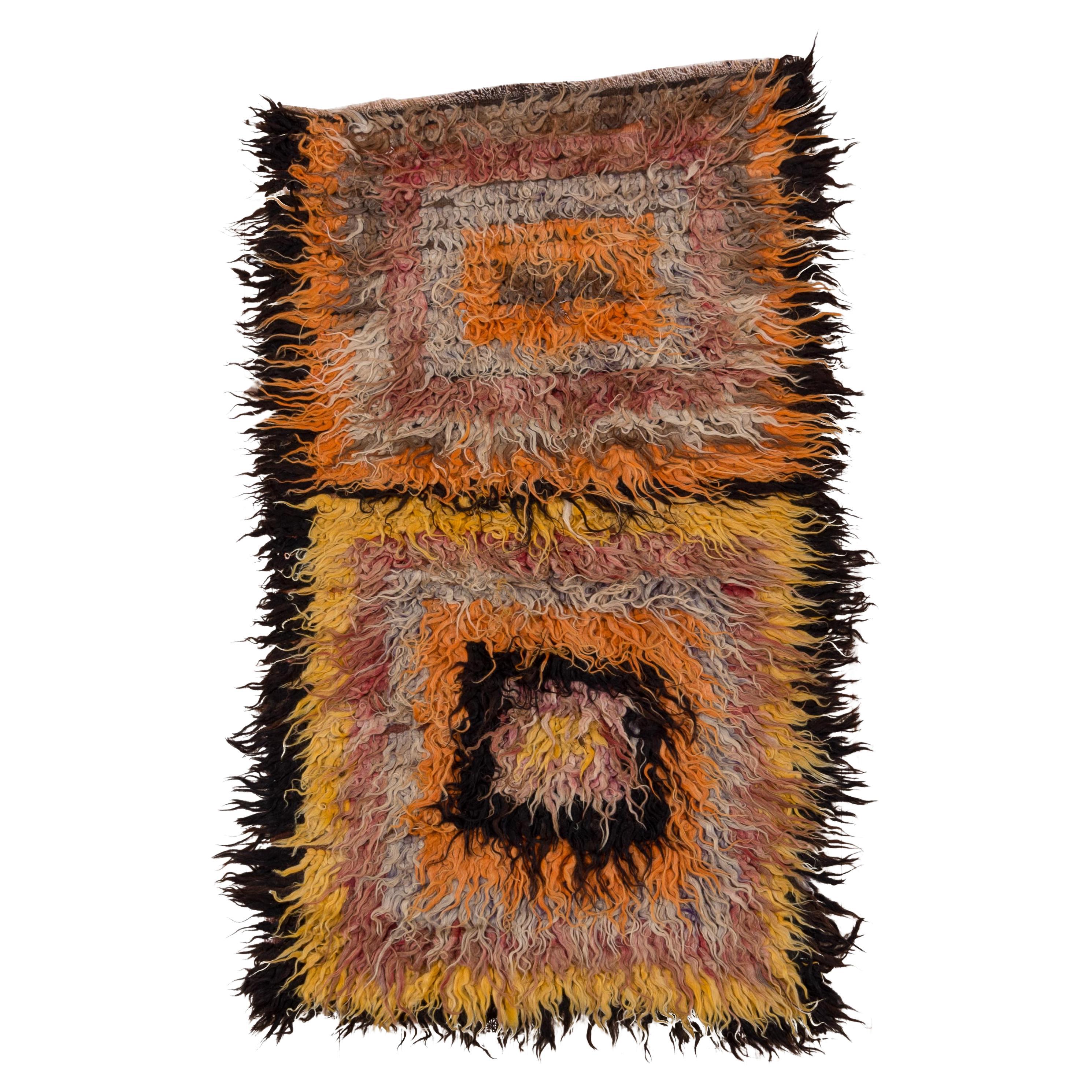 Tulu Shag à poils hauts avec motif à bordures carrées en vente