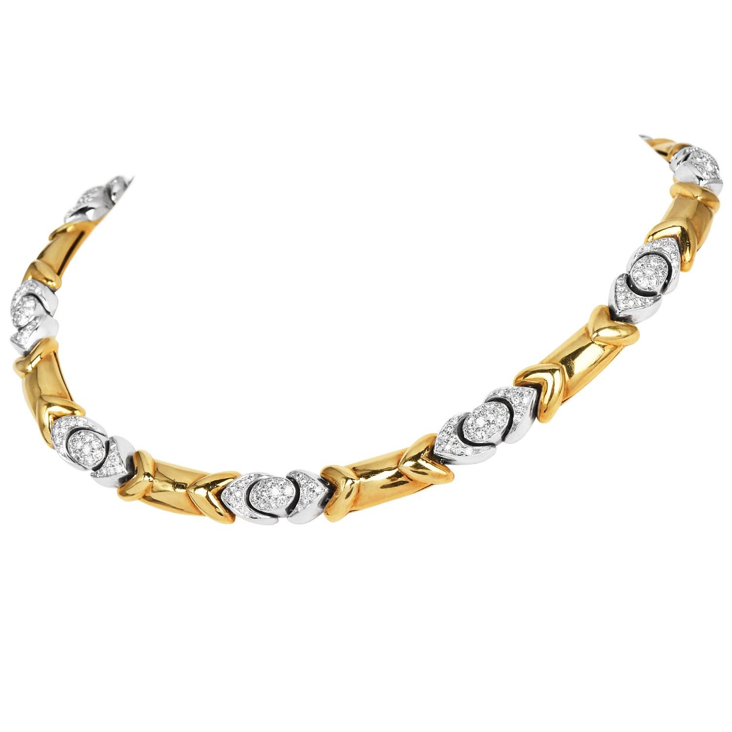 Moderno Collana a girocollo in oro giallo bianco 18 carati con diamanti italiani di alta qualità in vendita