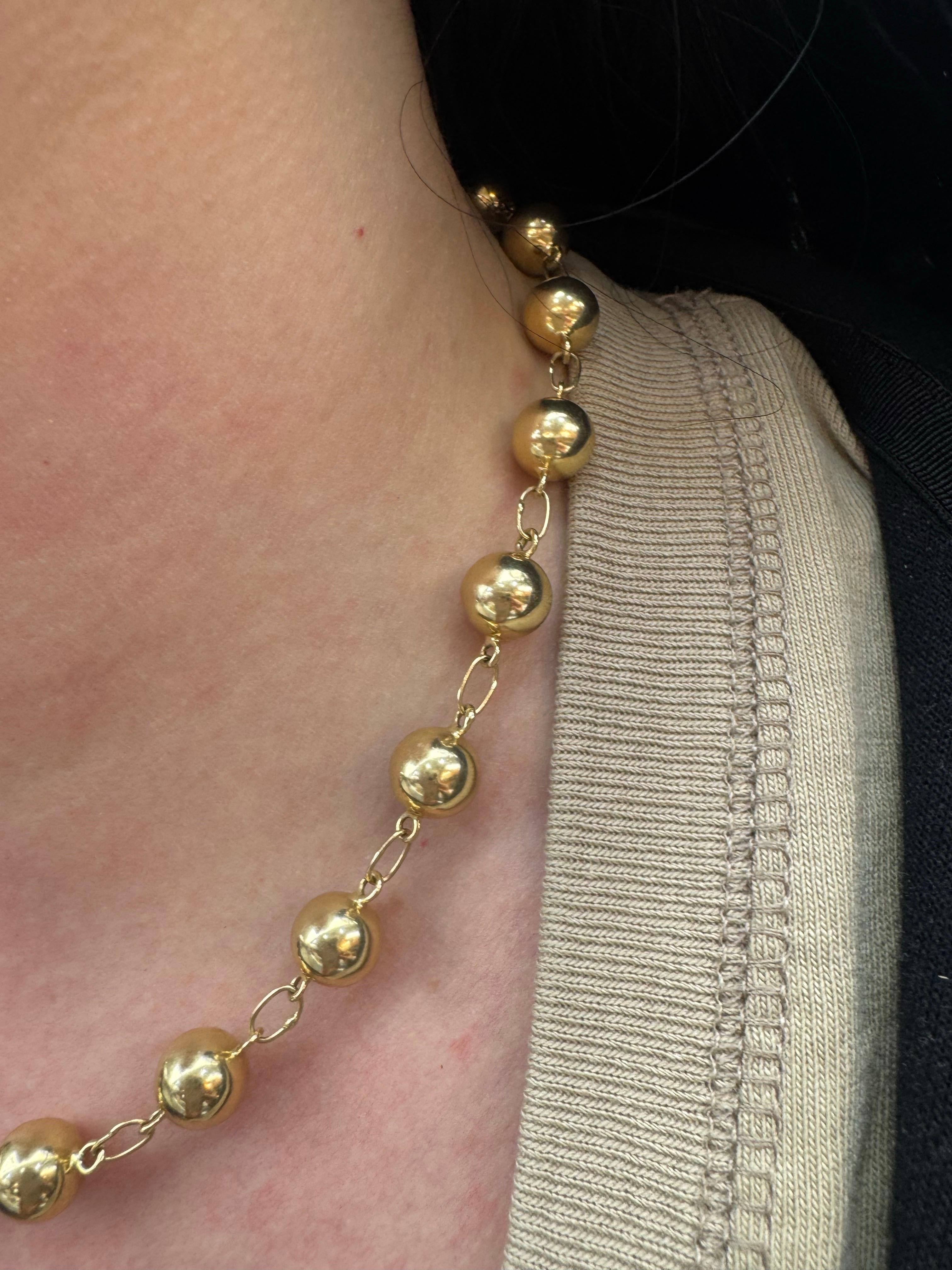 Chaîne collier à motif de boules polie 8,8 mm or jaune 14 carats 16,1 grammes Excellent état - En vente à New York, NY