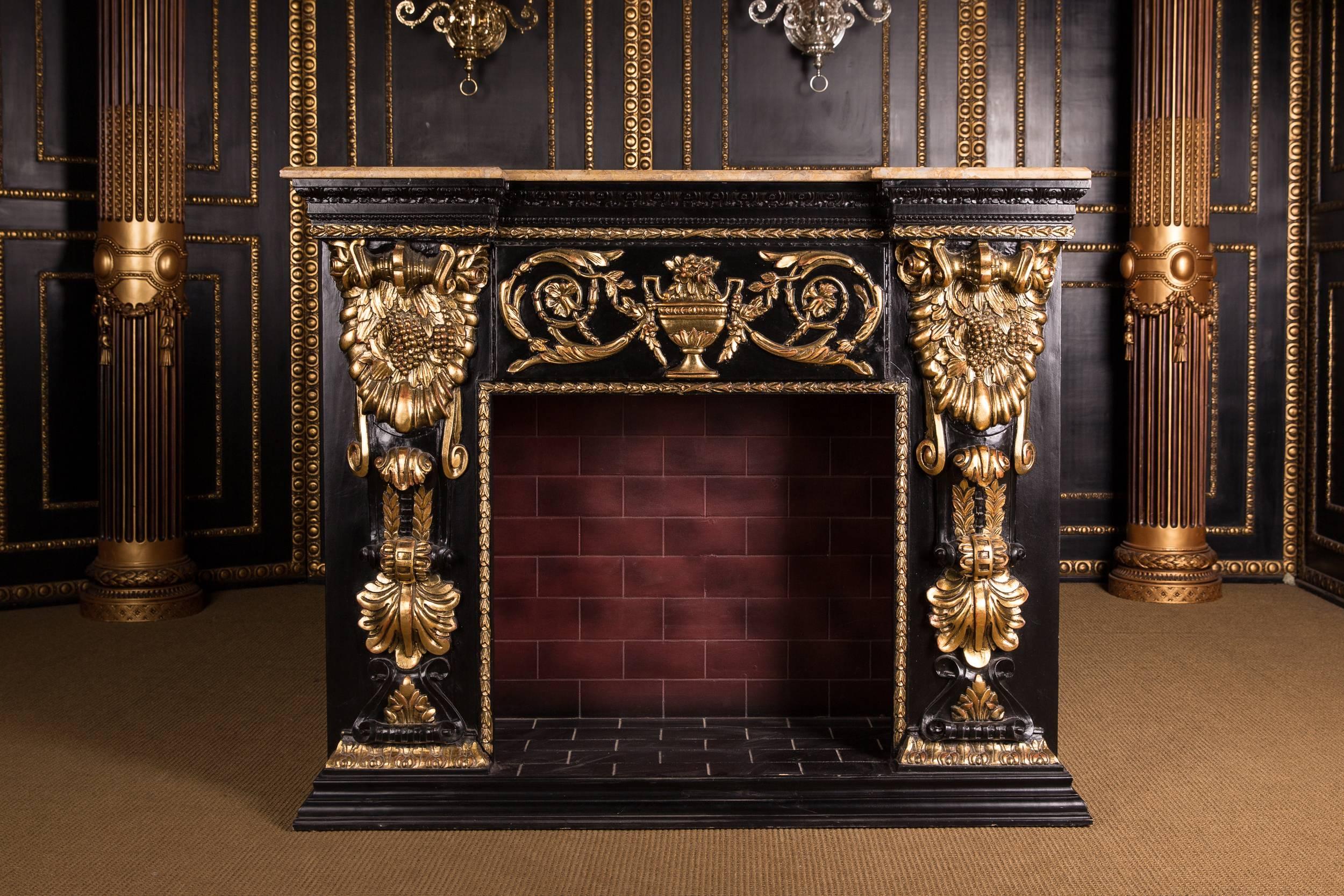 High quality solid beech wood finely carved down to the last detail. Black and gold gilt. Only the best carvers and writers master this art.
 
You will not often see such a noble piece. This so magnificently designed furnishing embodies the