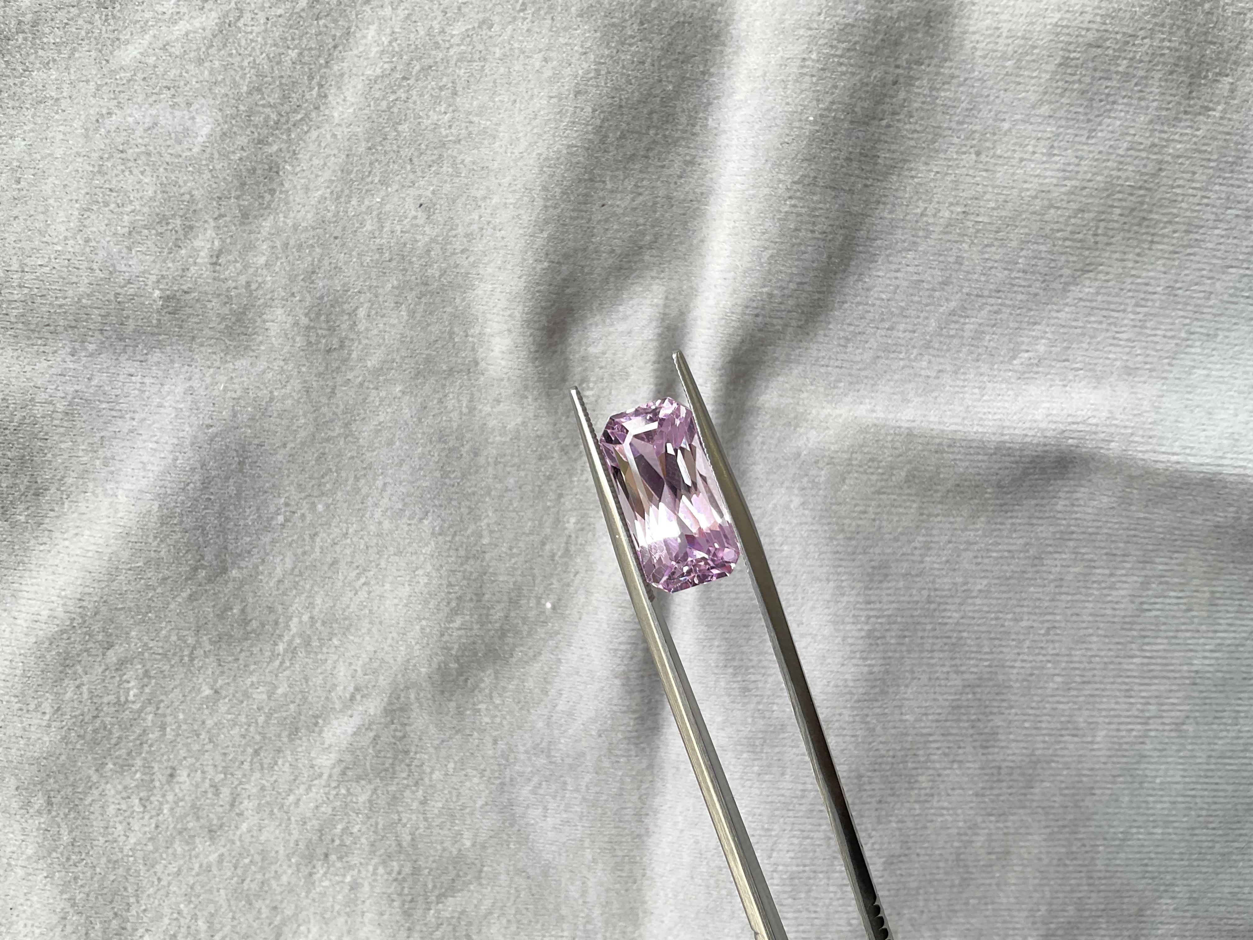 High Quality 10.25 Carats Pink Kunzite Octagon Cut stone For jewelry Natural Gem 3