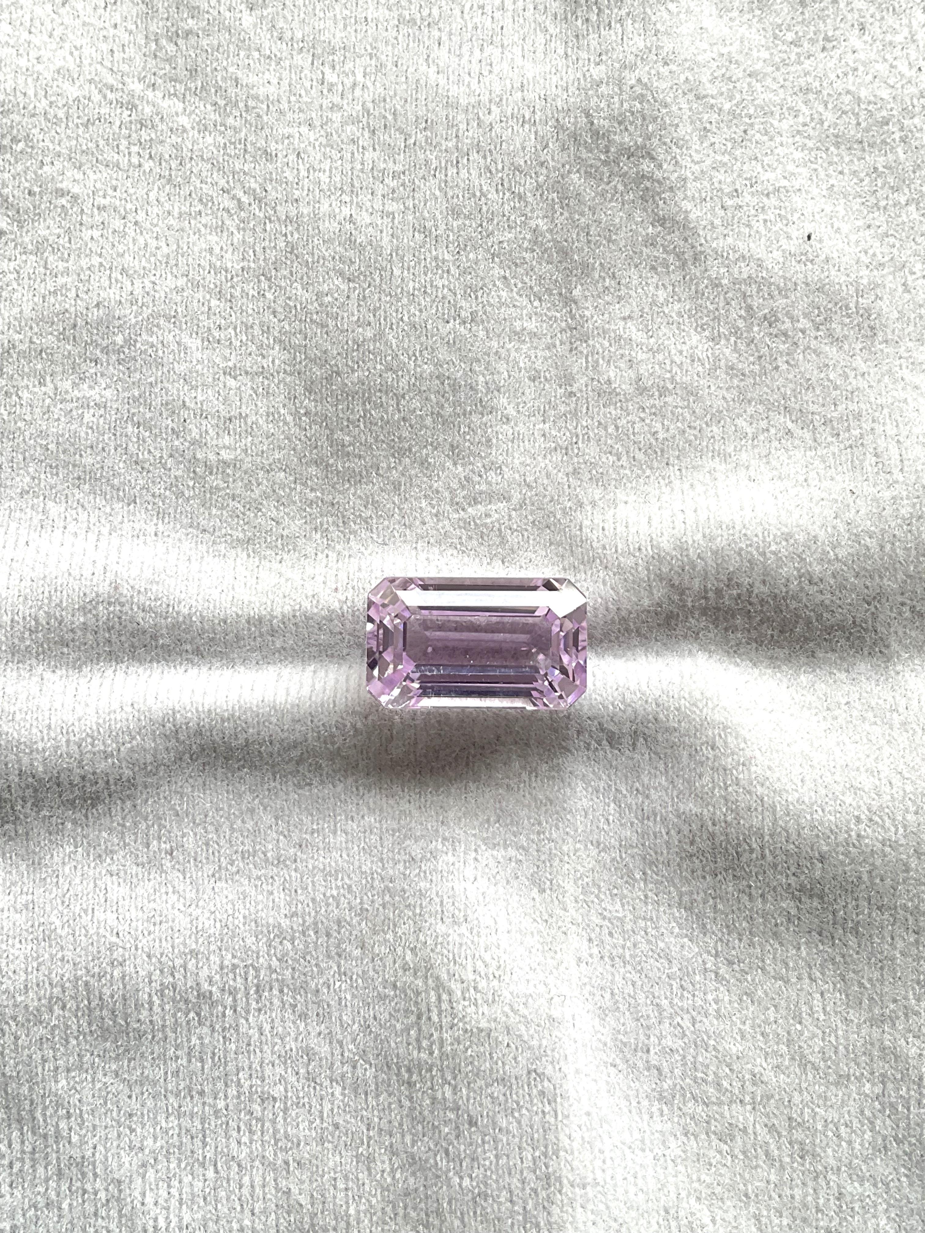 Art Deco High Quality 12.65 Carats Pink Kunzite Octagon Cut stone For jewelry Natural Gem