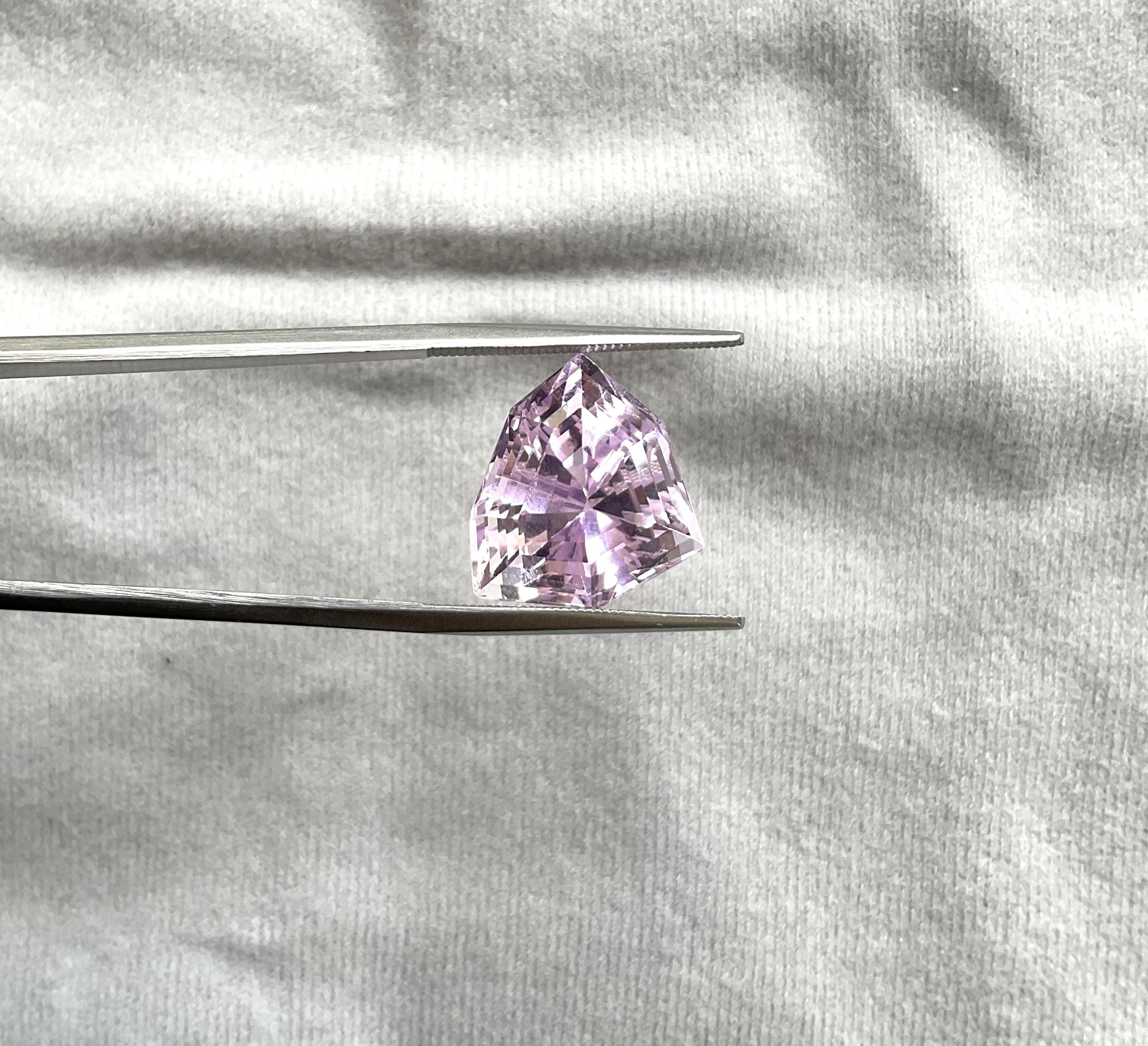 High Quality 15.85 Carats Pink Kunzite Fancy Cut stone For jewelry Natural Gem 2
