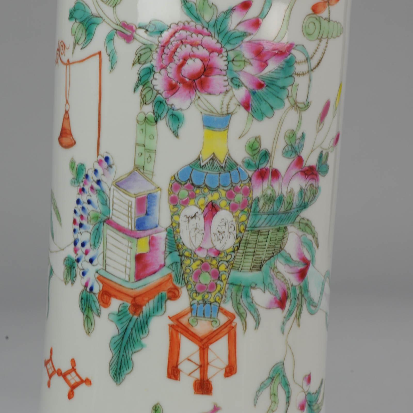 High Quality 1950-1960 Qianlong Marked Chinese Porcelain Vase PRoC 7