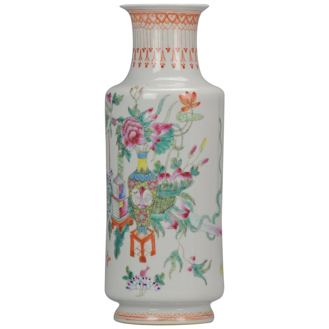 High Quality 1950-1960 Qianlong Marked Chinese Porcelain Vase PRoC