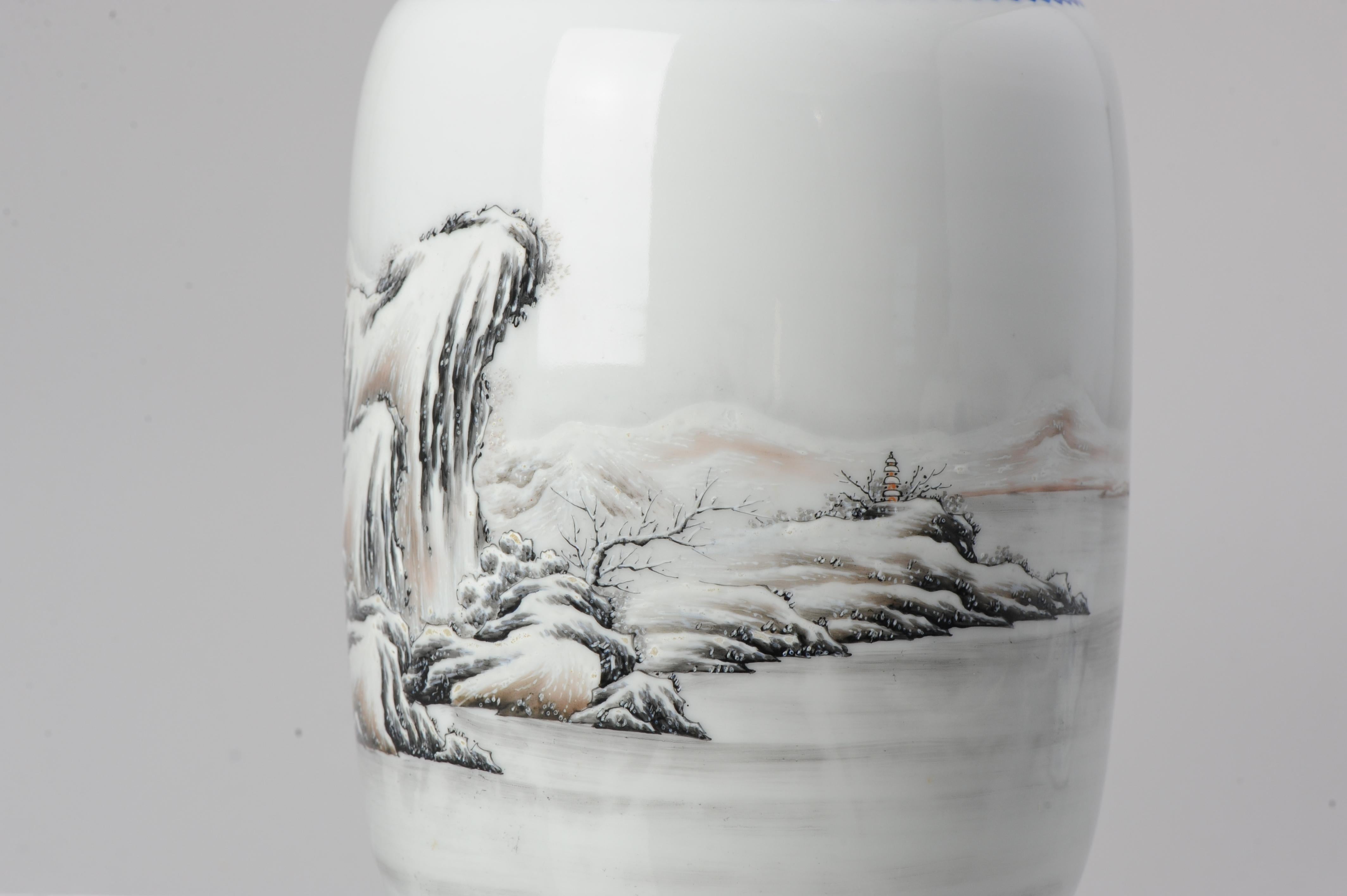 High Quality 1950-1960 Qianlong Marked Chinese Porcelain Vase Proc Winter For Sale 11