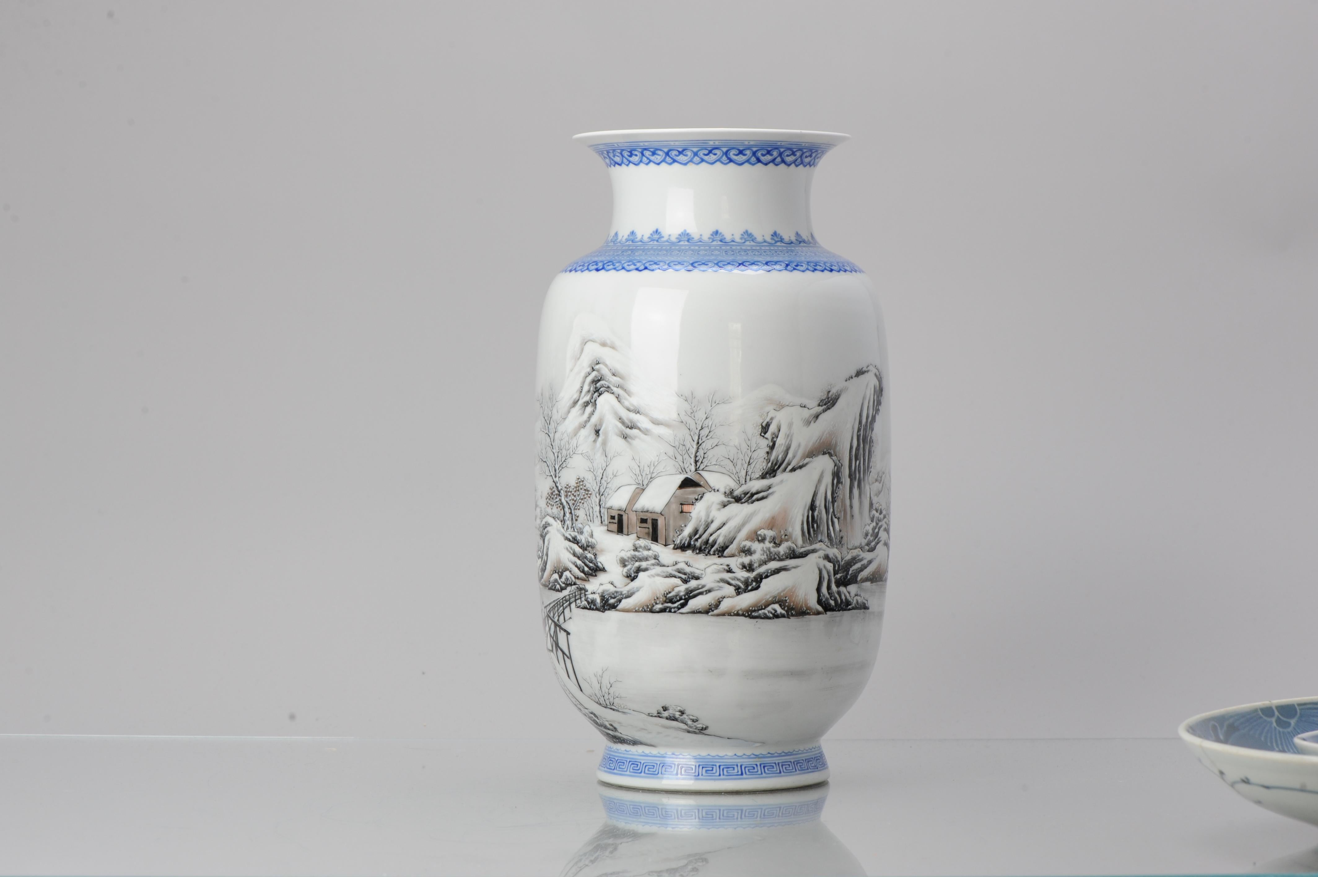 High Quality 1950-1960 Qianlong Marked Chinese Porcelain Vase Proc Winter For Sale 2