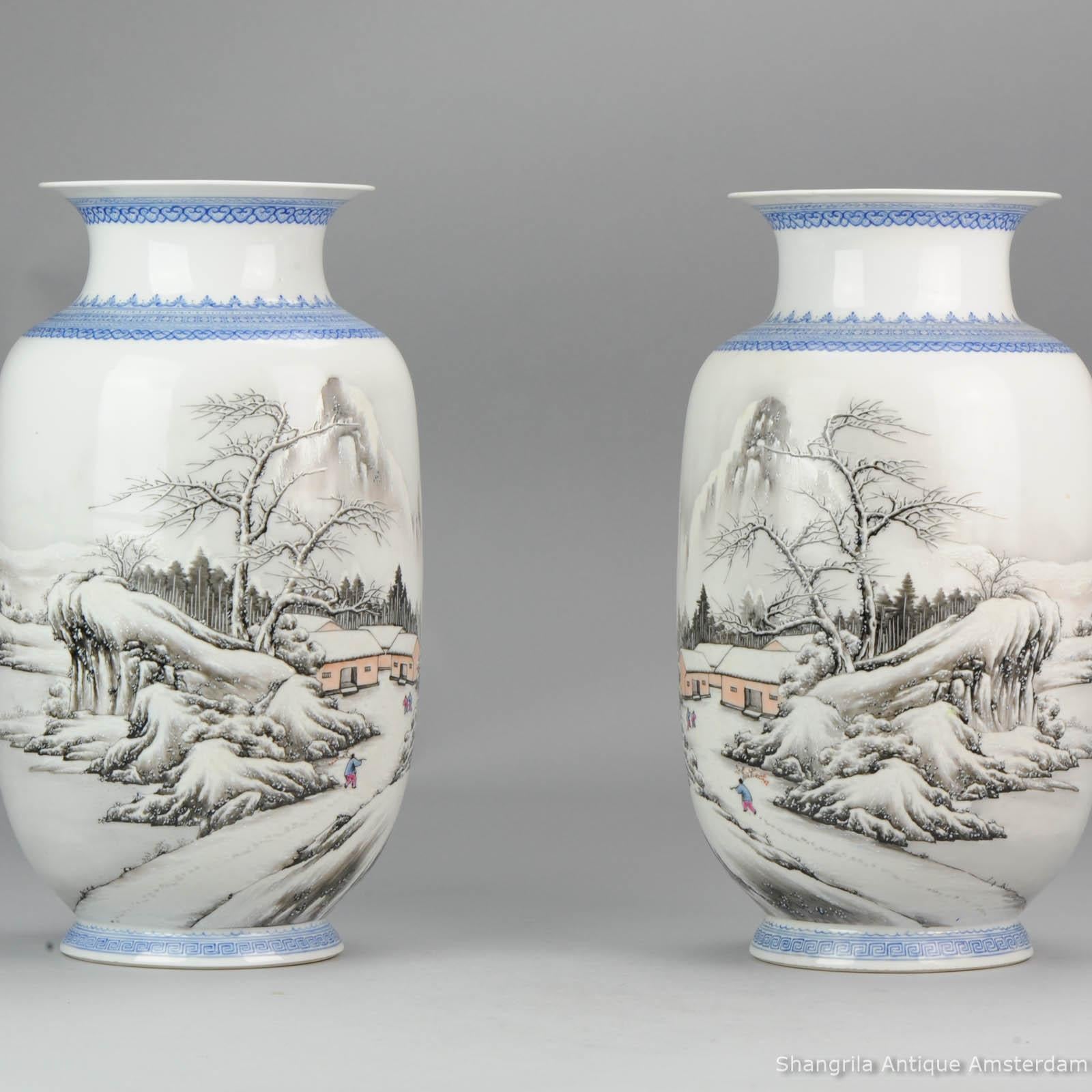 High Quality 1950-1960 Qianlong Marked Chinese Porcelain Vase PRoC Winter Land In Fair Condition For Sale In Amsterdam, Noord Holland