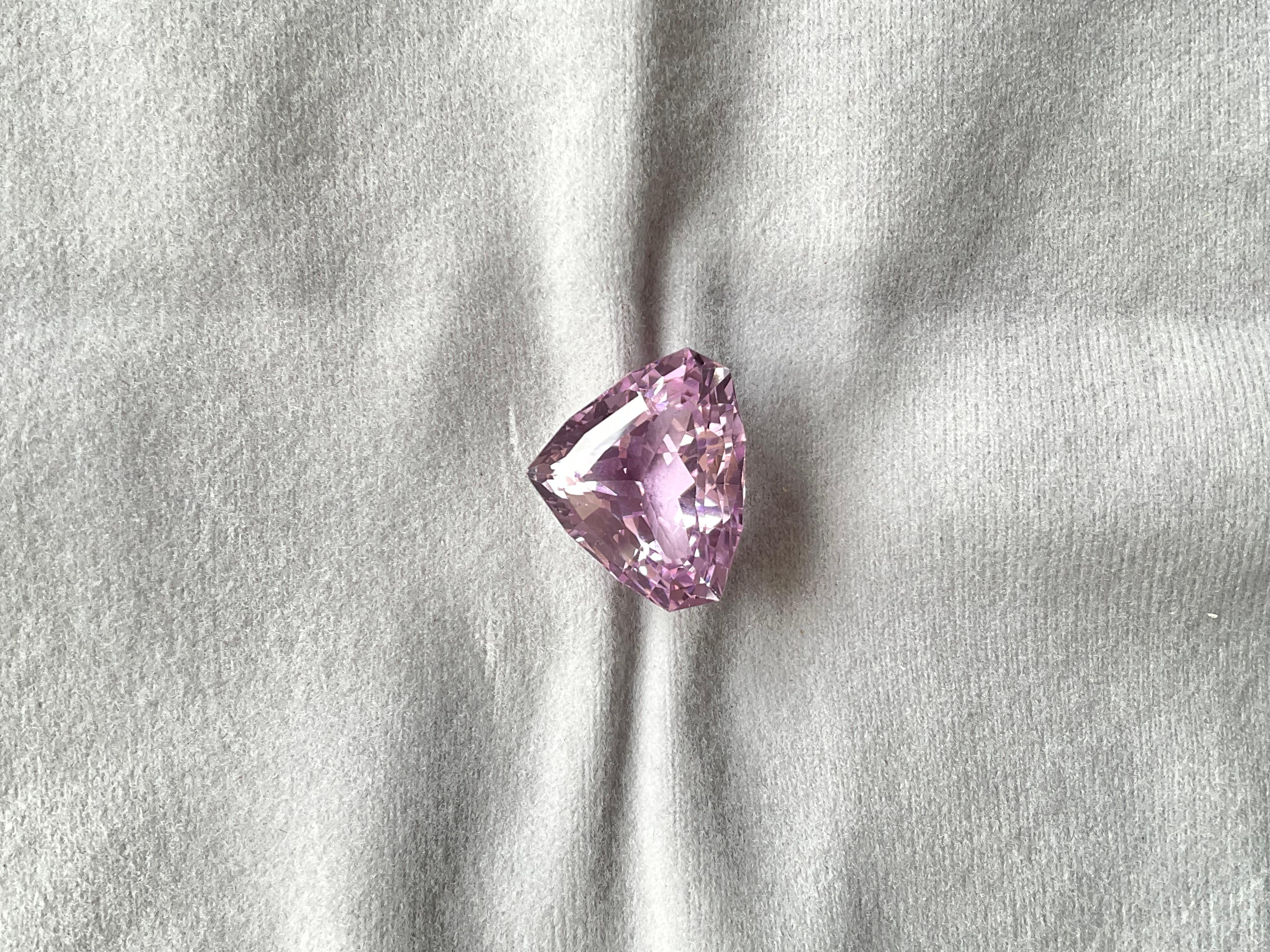 Hohe Qualität 21.15 Karat Rosa Kunzit Fancy Cut Stein für Schmuck Natural Gem (Art déco)