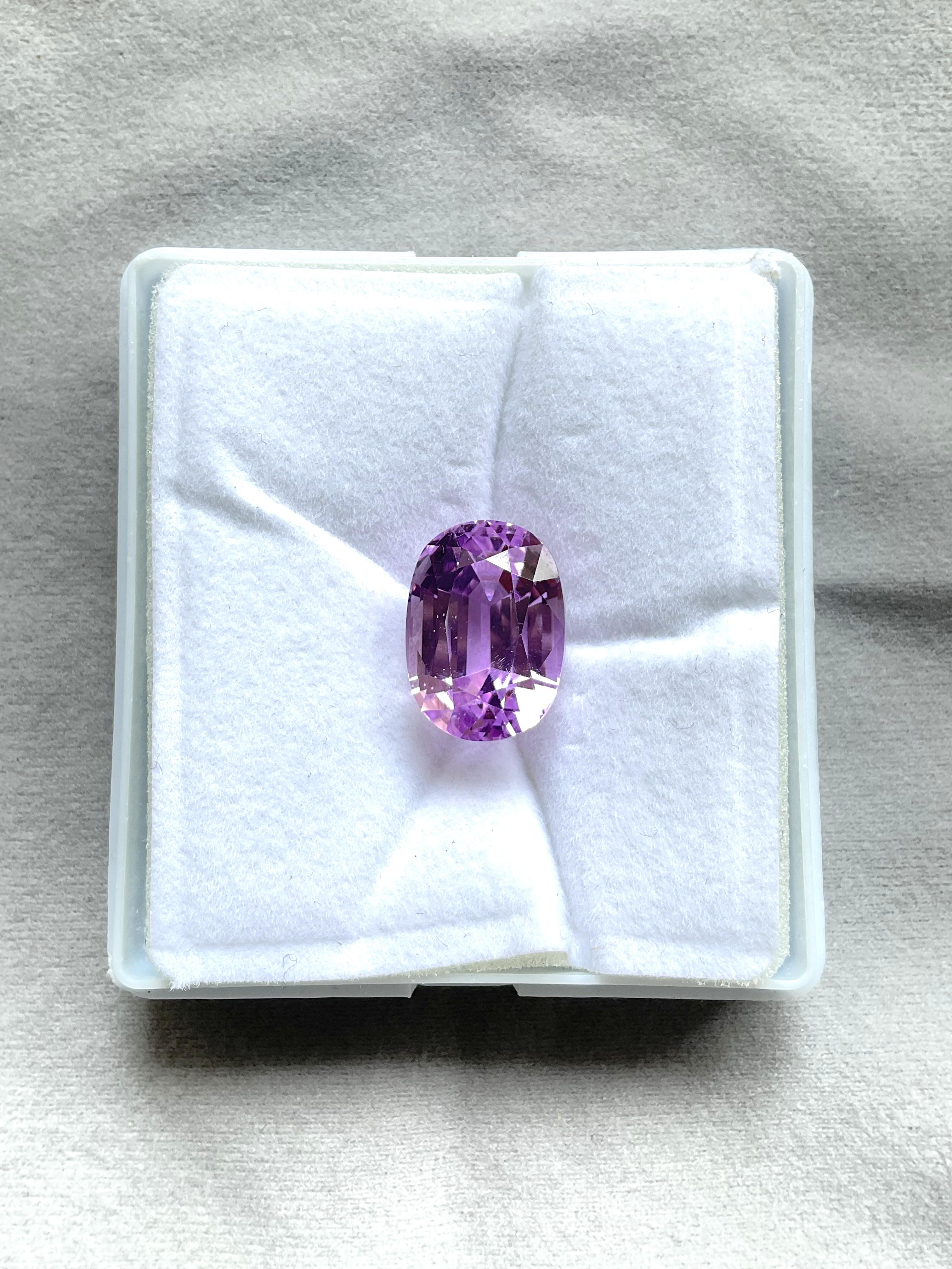 High Quality 25.15 Carats Pink Kunzite Oval Cut stone For jewelry Natural Gem In Fair Condition In Jaipur, RJ