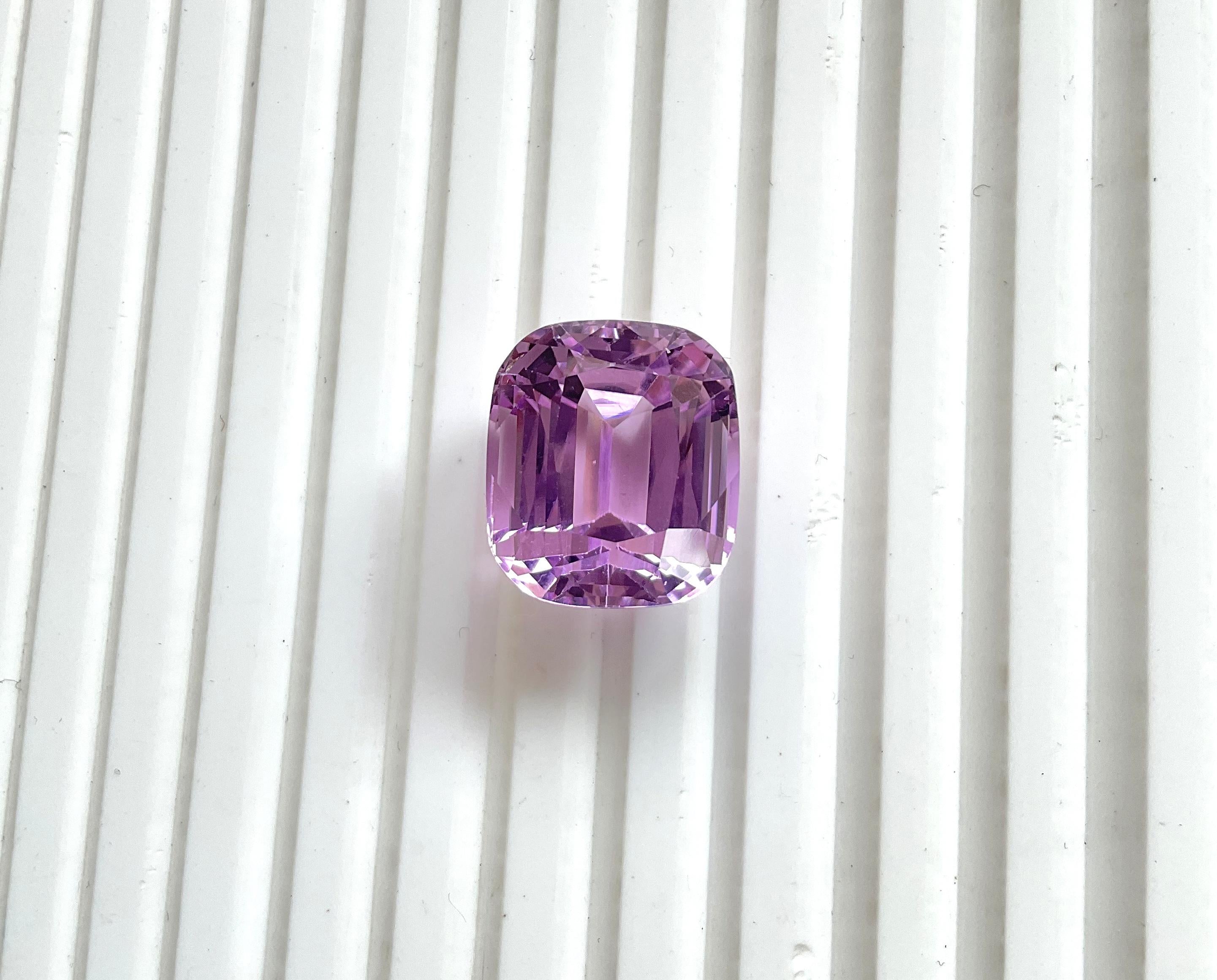 Women's or Men's High Quality 27.65 Carats Pink Kunzite Cushion Cut stone For jewelry Natural Gem