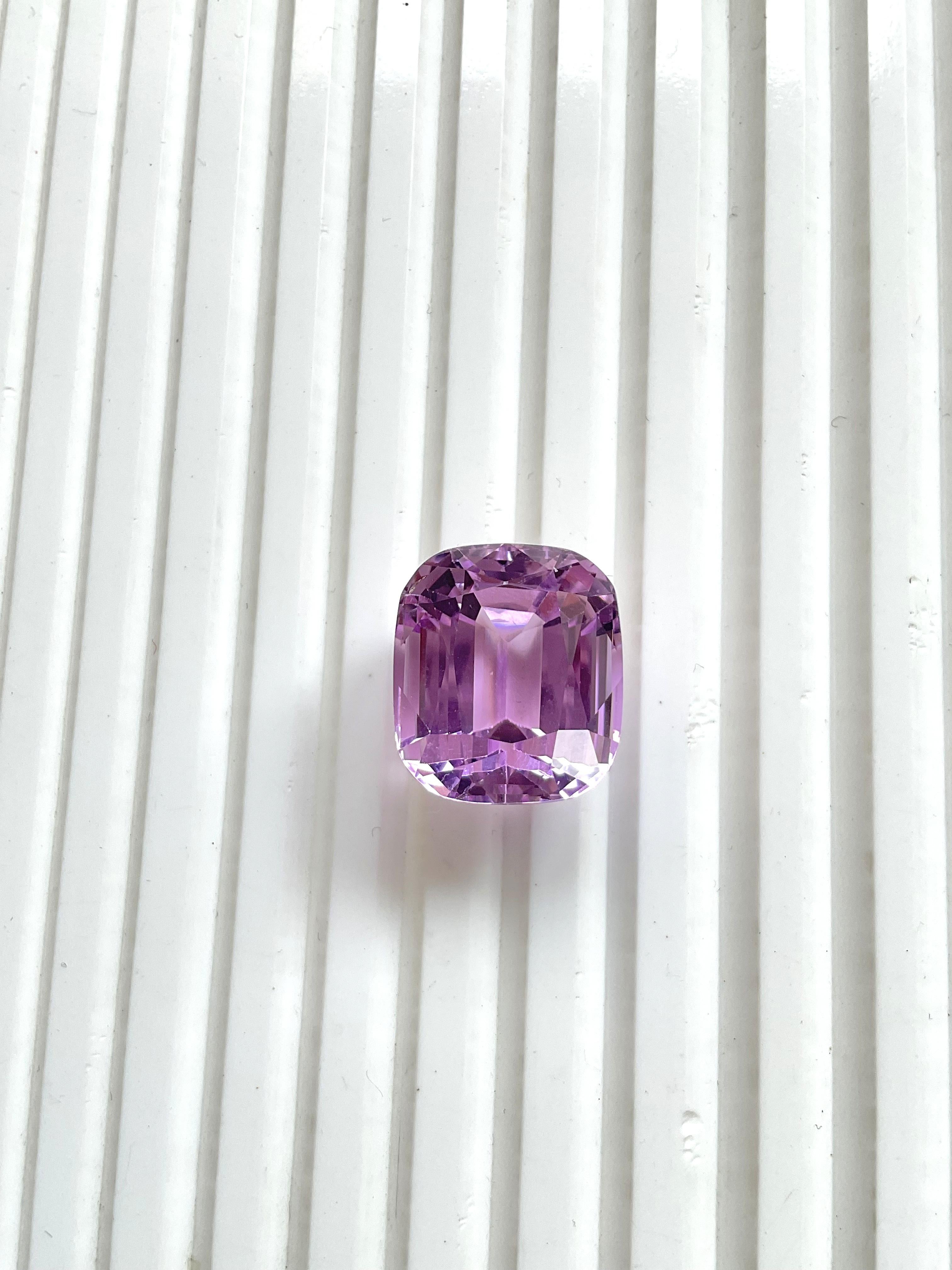 High Quality 27.65 Carats Pink Kunzite Cushion Cut stone For jewelry Natural Gem 1