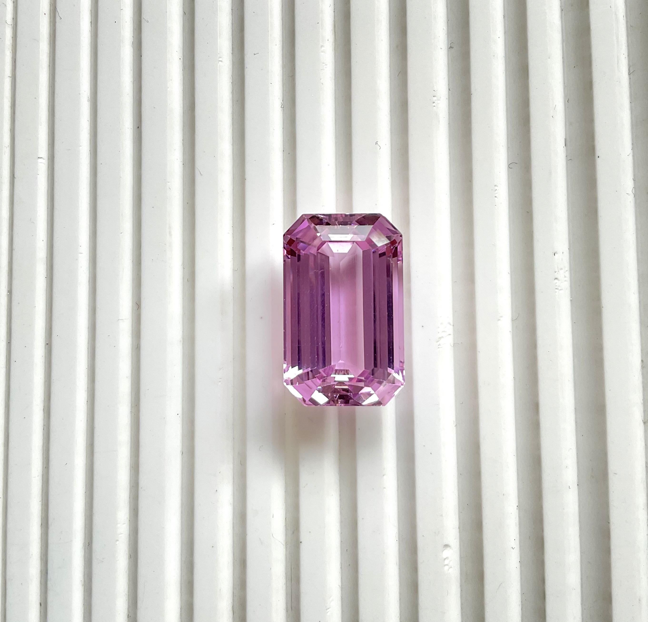Art Deco High Quality 39.56 Carats Pink Kunzite Octagon Cut stone For jewelry Natural Gem