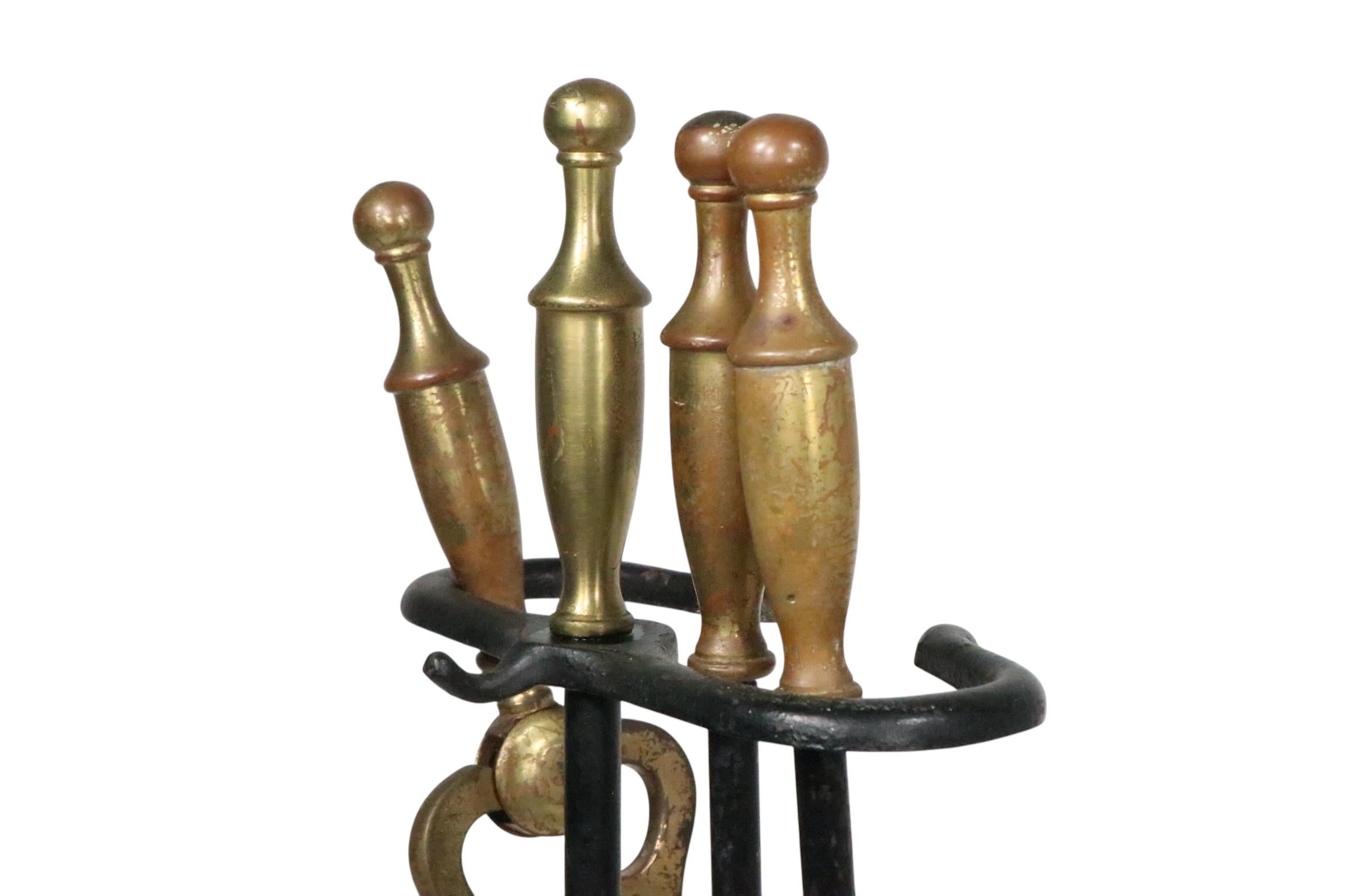 4 uds. de alta calidad  Juego de herramientas de latón y hierro para chimenea by Rostrand en venta 4