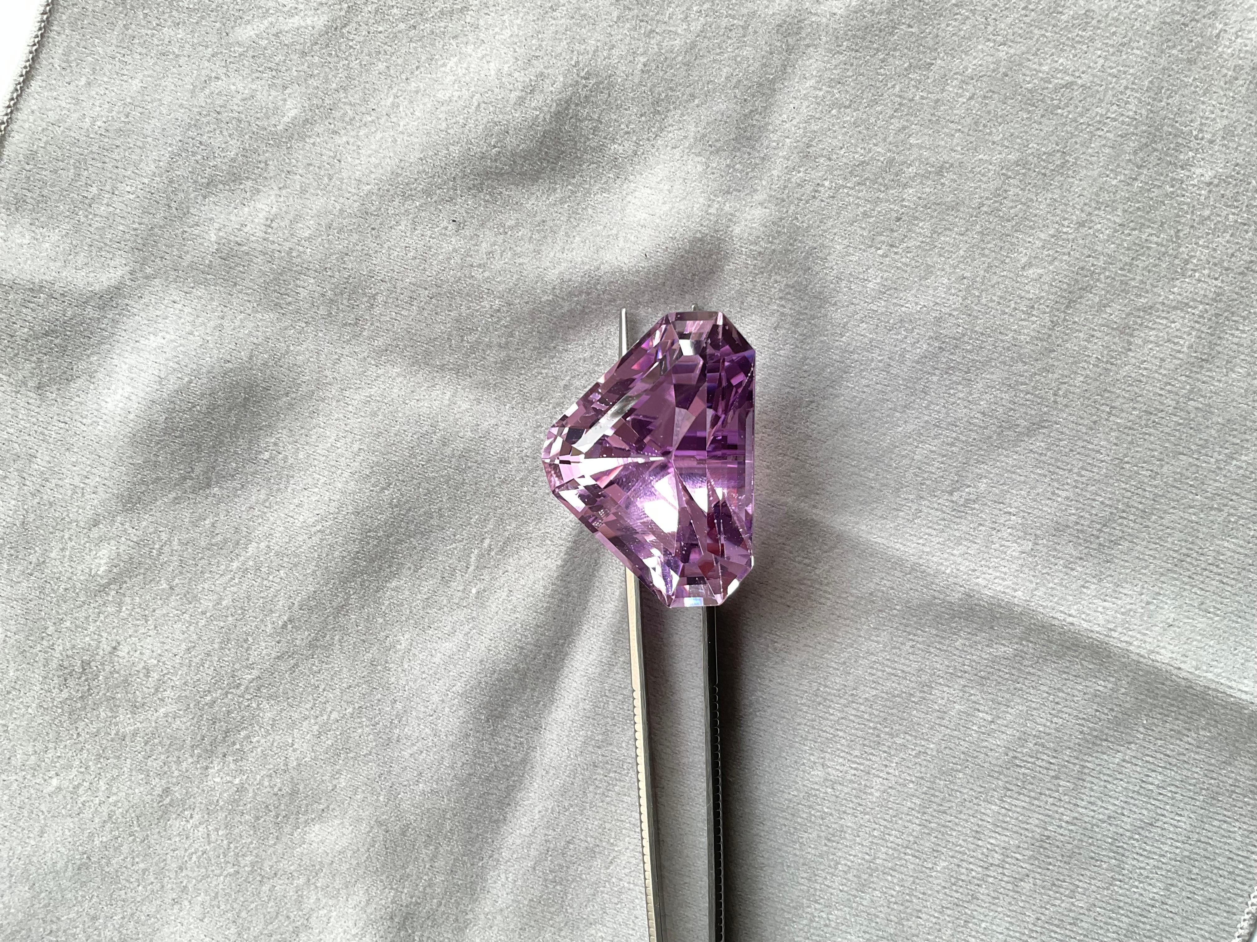 Art Deco High Quality 90.82 Carats Pink Kunzite Fancy Cut stone For jewelry Natural Gem