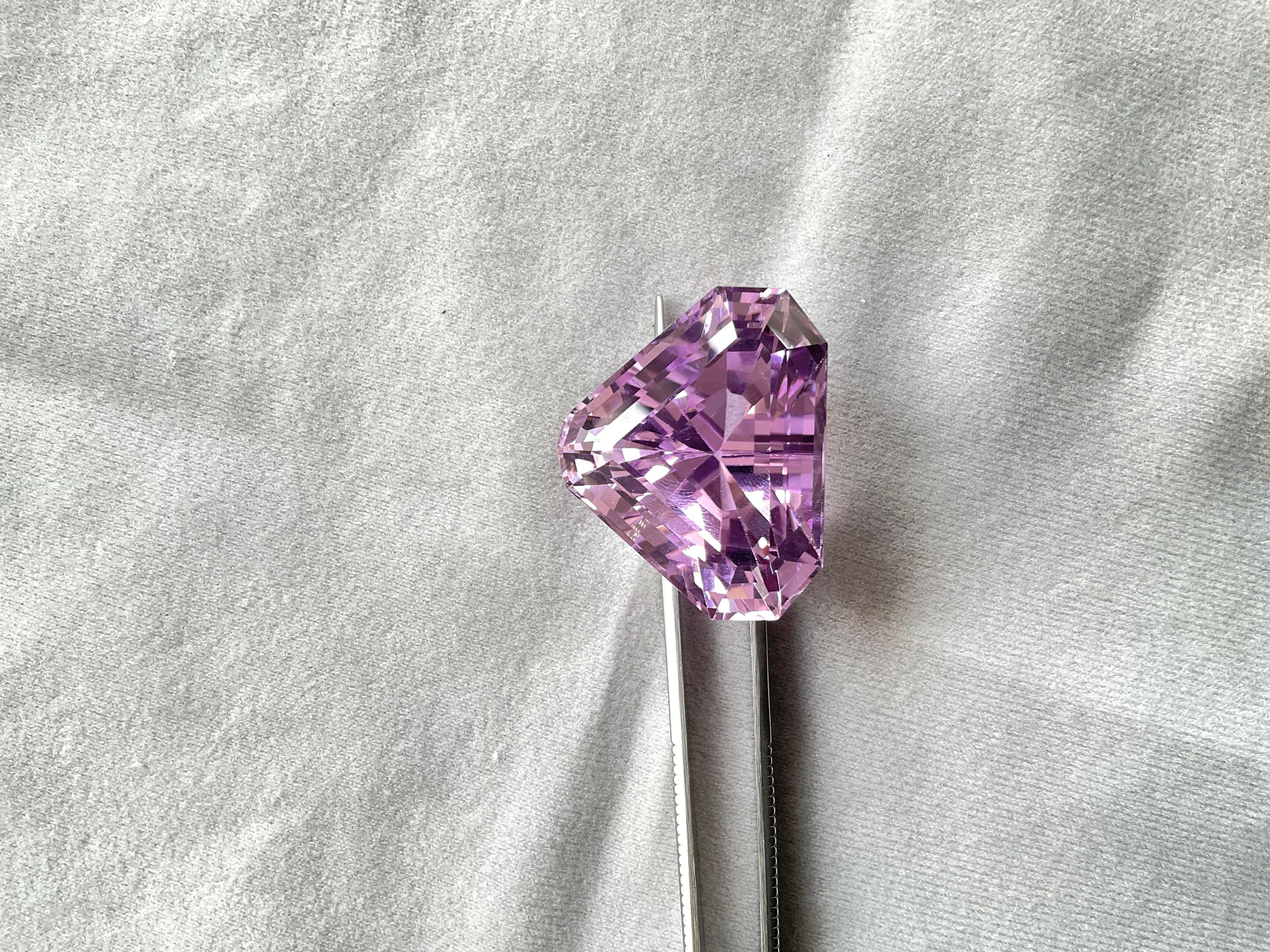 Art Deco High Quality 92.35 Carats Pink Kunzite Fancy Cut stone For jewelry Natural Gem