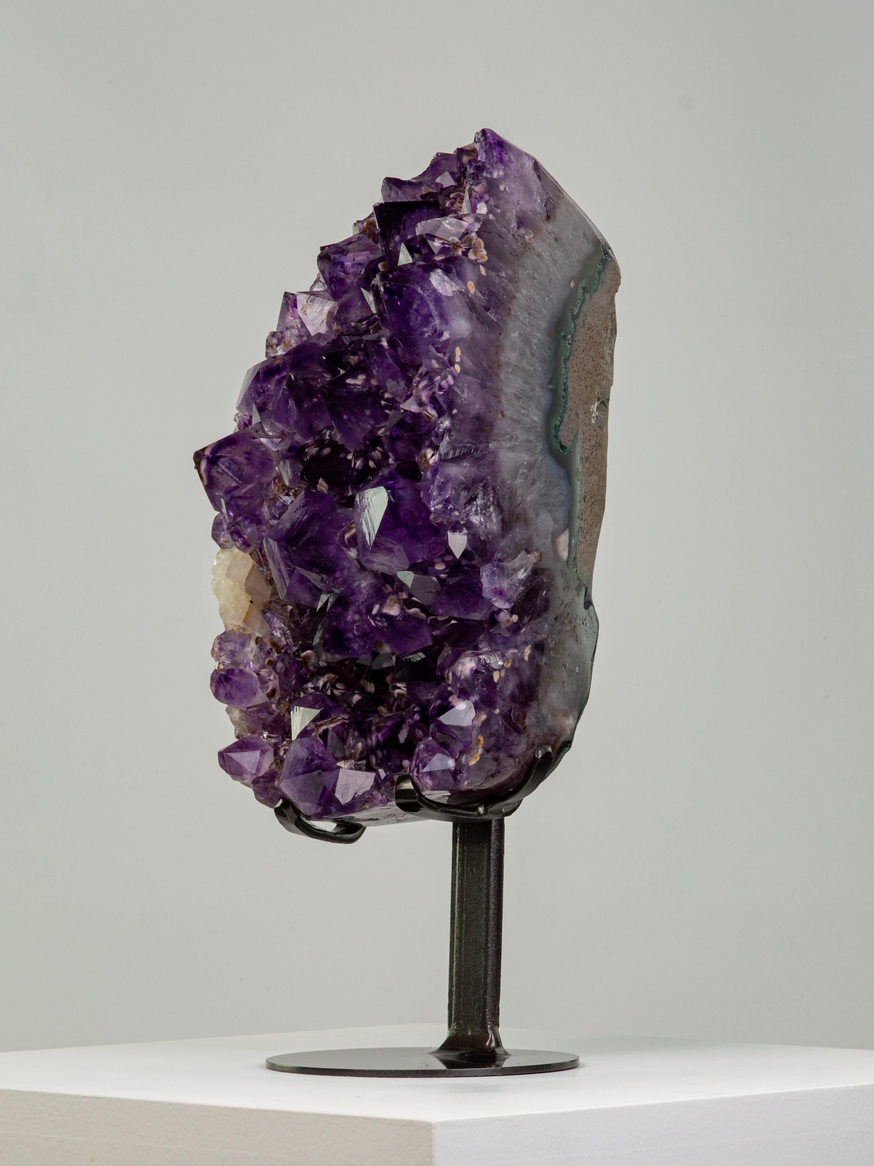 goethite in amethyst