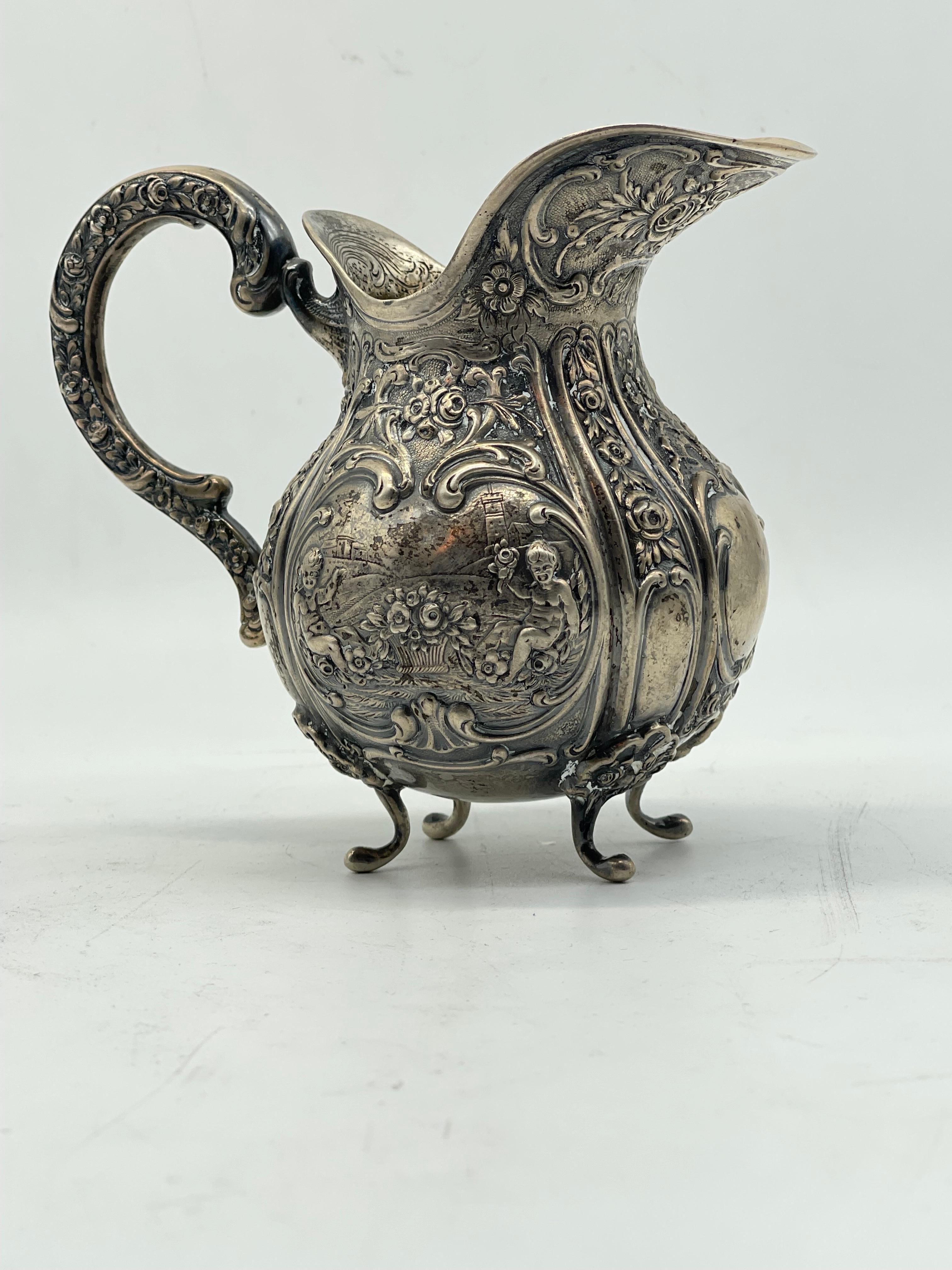High-Quality Antique 800 Silver Milk Jug with Flowers & Children probably German In Good Condition For Sale In Berlin, DE