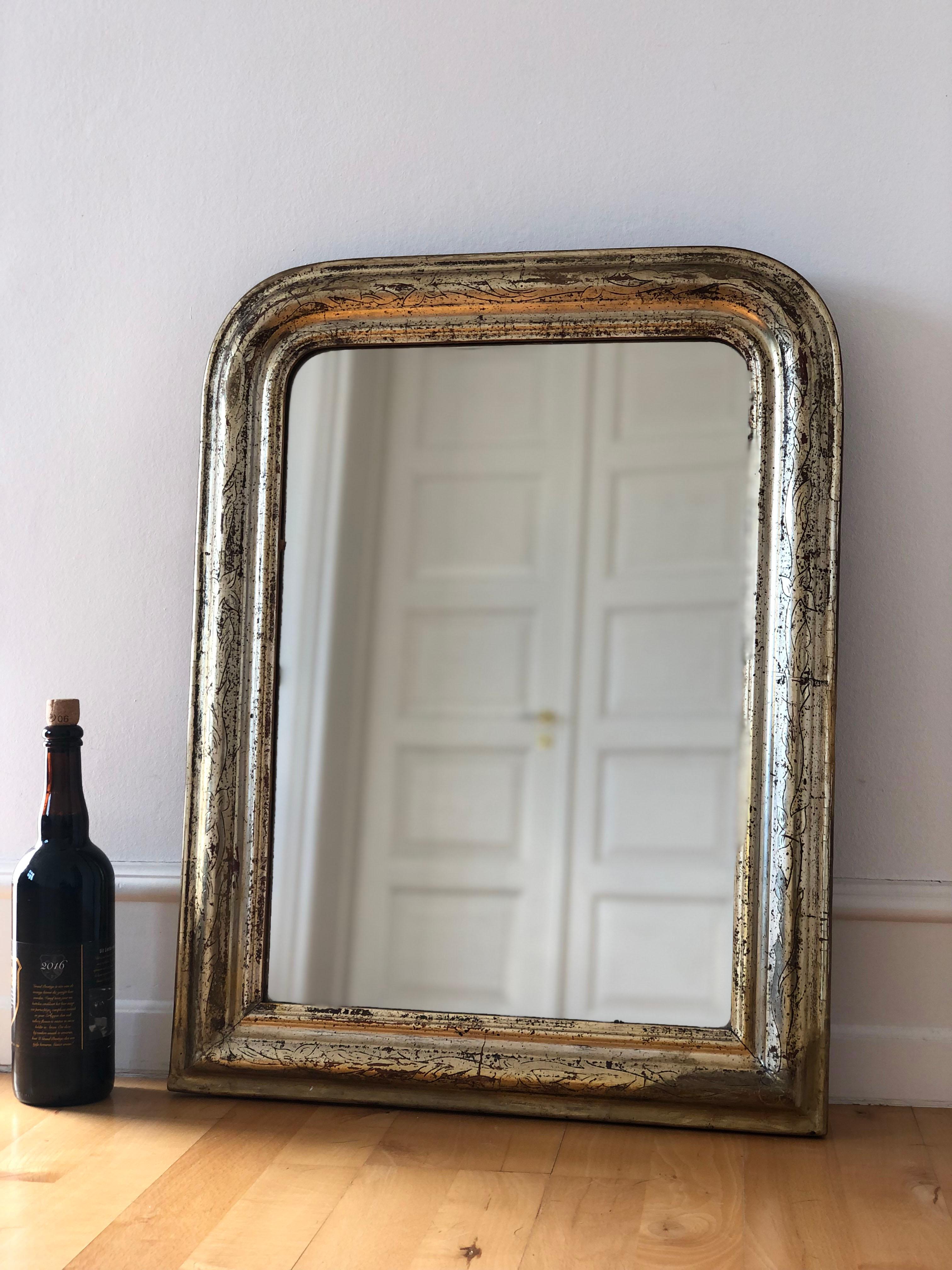 High Quality Antique Louis Philippe French Giltwood Mirror Late 19th Century For Sale 1